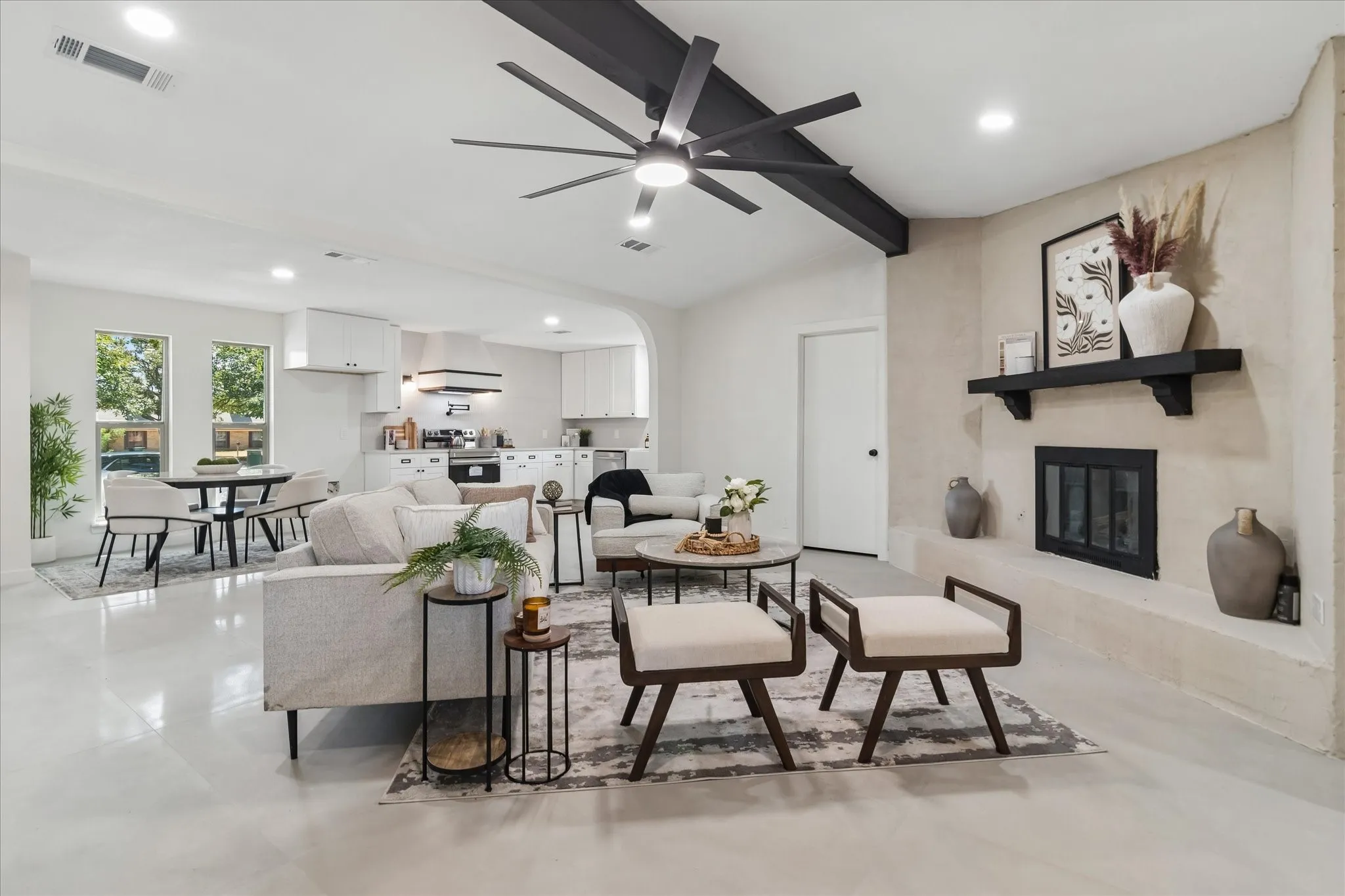 Single Family Residence For Sale in Collin County , 903 Emerson Drive, Allen, Texas 75002, 4 Bedroom, 3 Bathroom, Garage spaces, 2,200 Sqft, built in 1975, mls#21361526, Real Estate Agent in Allen, Homes For Sale in Collin county, Homes For Sale in Allen, Realtor in Allen Texas, Real Estate Brokerage Independent Realty Texas, Luminita Cordes Realtor