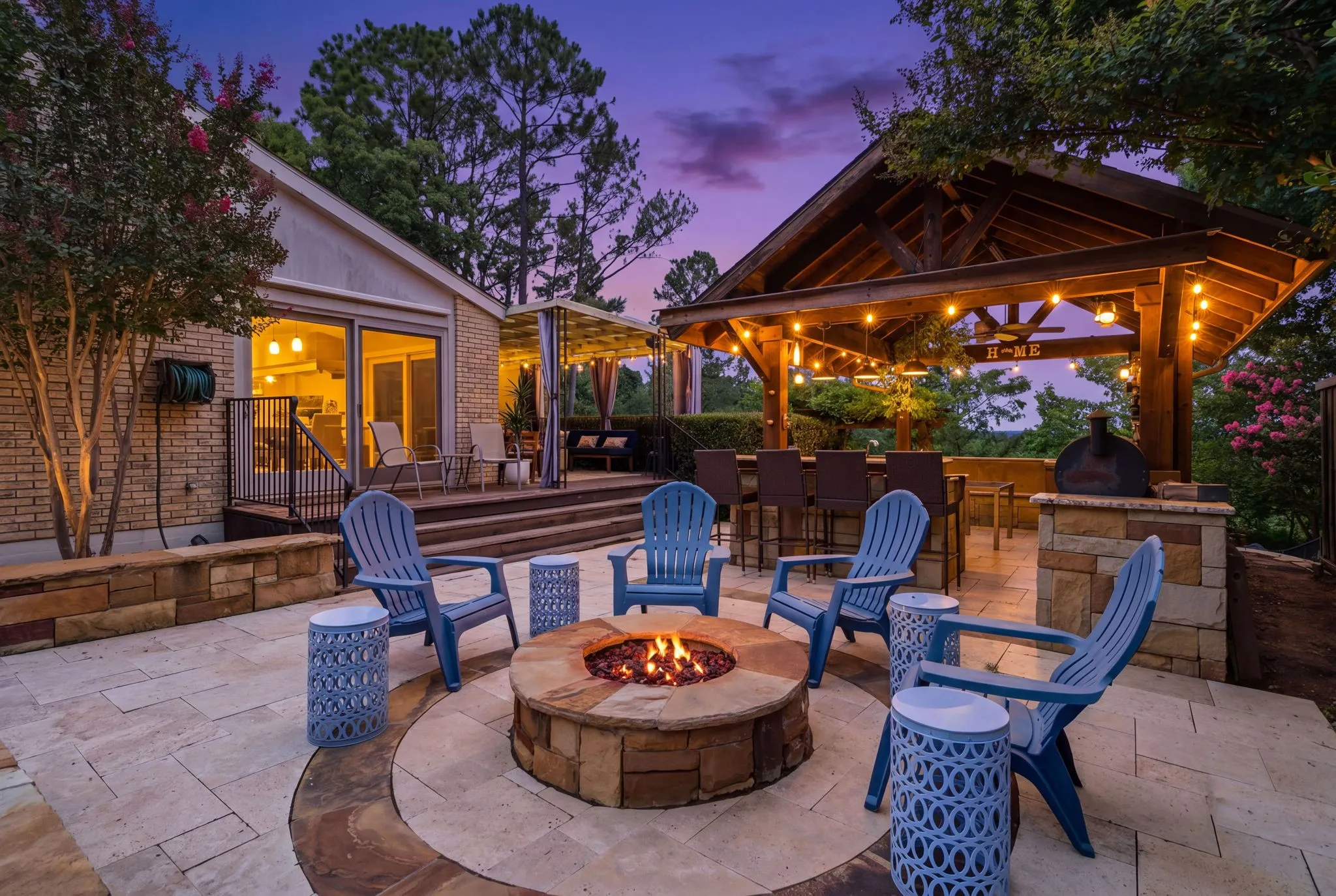 Single Family Residence For Rent in Tarrant County , 905 Crowley Road, Arlington, Texas 76012, 3 Bedroom, 4 Bathroom, 2 Garage spaces, 2,794 Sqft, built in 1974, mls#21376314, Real Estate Agent in Arlington, Homes For Rent in Tarrant county, Homes For Rent in Arlington, Realtor in Arlington Texas, Real Estate Brokerage Independent Realty Texas, Luminita Cordes Realtor