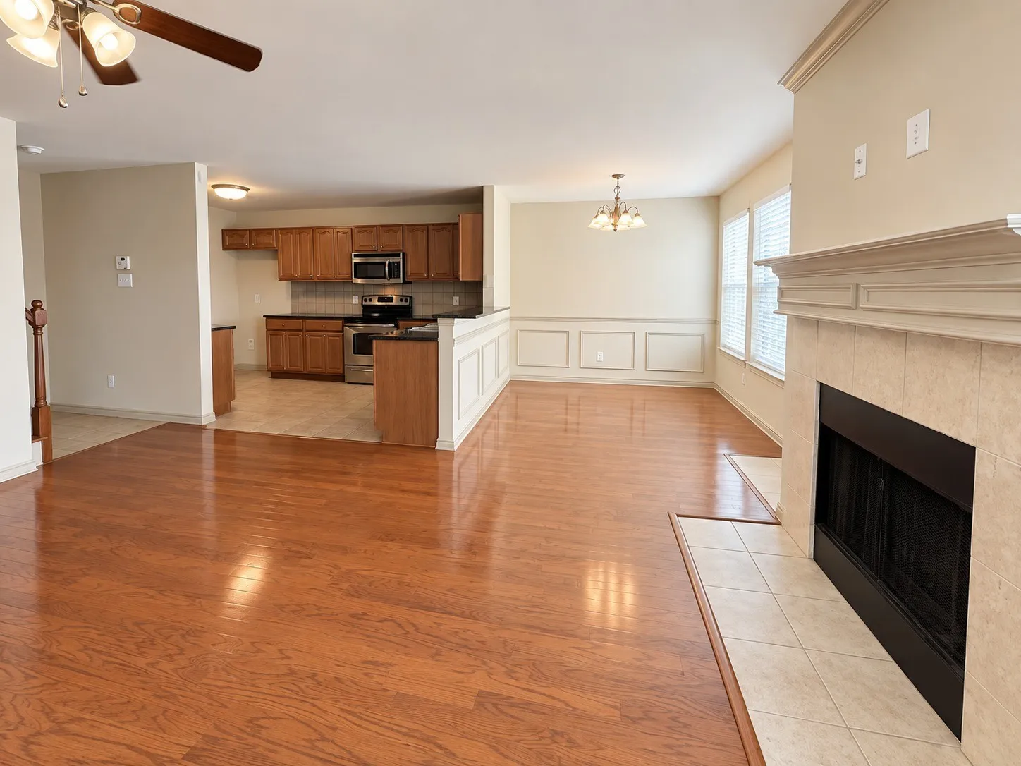 Townhouse For Rent in Tarrant County , 3933 Fernando Drive, Fort Worth, Texas 76040, 3 Bedroom, 3 Bathroom, 1 Garage spaces, 1,567 Sqft, built in 2008, mls#21376330, Real Estate Agent in Fort Worth, Homes For Rent in Tarrant county, Homes For Rent in Fort Worth, Realtor in Fort Worth Texas, Real Estate Brokerage Independent Realty Texas, Luminita Cordes Realtor