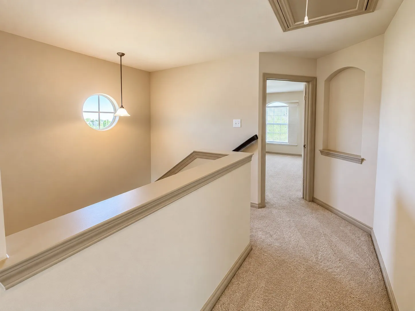 Townhouse For Rent in Tarrant County , 3933 Fernando Drive, Fort Worth, Texas 76040, 3 Bedroom, 3 Bathroom, 1 Garage spaces, 1,567 Sqft, built in 2008, mls#21376330, Real Estate Agent in Fort Worth, Homes For Rent in Tarrant county, Homes For Rent in Fort Worth, Realtor in Fort Worth Texas, Real Estate Brokerage Independent Realty Texas, Luminita Cordes Realtor