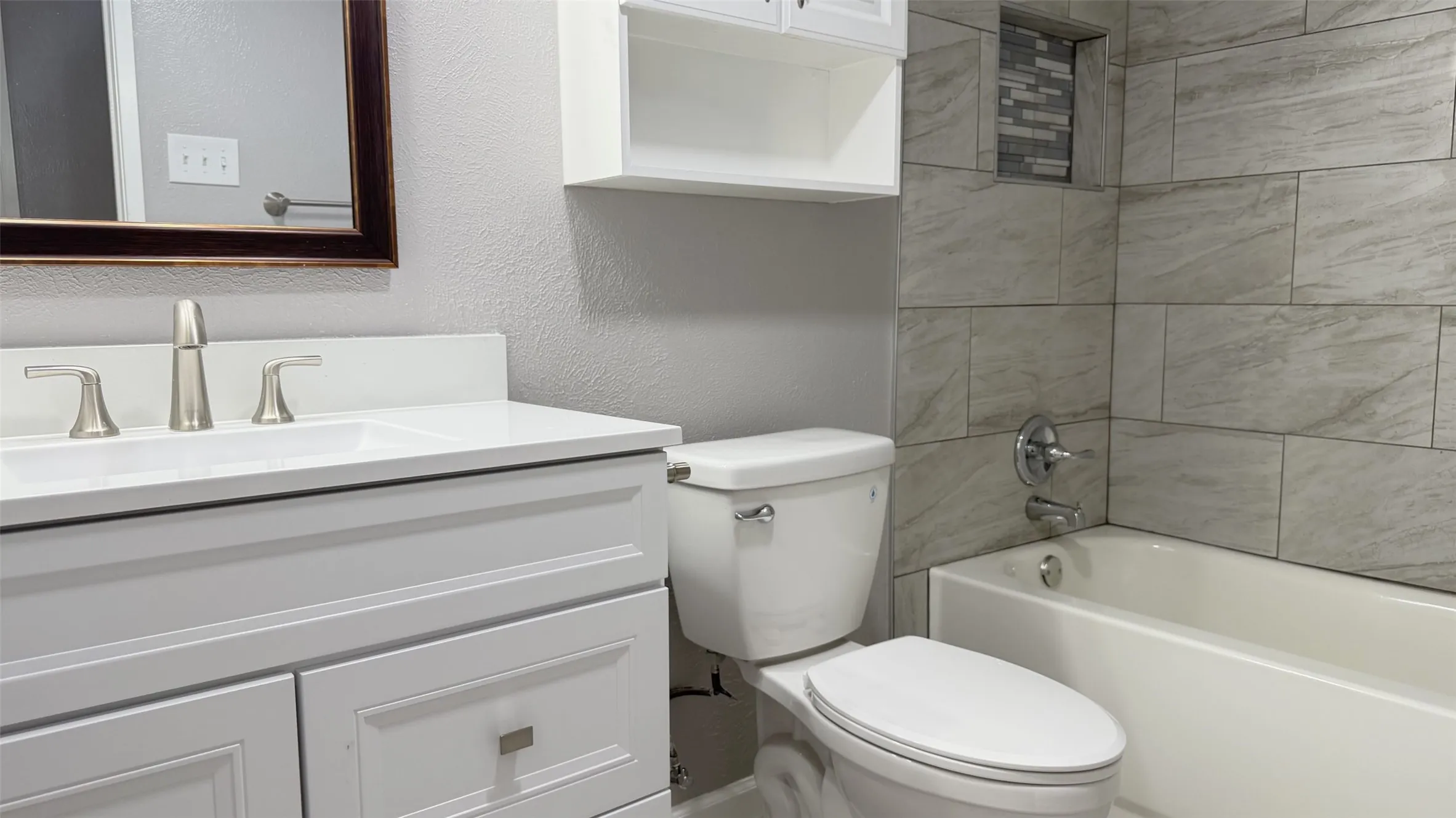 Single Family Residence For Rent in Denton County , 5224 Marks Circle, The Colony, Texas 75056, 3 Bedroom, 2 Bathroom, 2 Garage spaces, 1,379 Sqft, built in 1974, mls#21376310, Real Estate Agent in The Colony, Homes For Rent in Denton county, Homes For Rent in The Colony, Realtor in The Colony Texas, Real Estate Brokerage Independent Realty Texas, Luminita Cordes Realtor