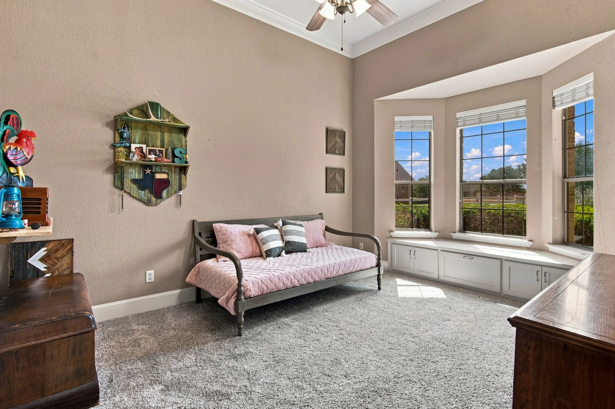 Single Family Residence For Sale in Tarrant County , 1836 Willow Springs Court, Haslet, Texas 76052, 4 Bedroom, 3 Bathroom, 3 Garage spaces, 3,539 Sqft, built in 2003, mls#21376243, Real Estate Agent in Haslet, Homes For Sale in Tarrant county, Homes For Sale in Haslet, Realtor in Haslet Texas, Real Estate Brokerage Independent Realty Texas, Luminita Cordes Realtor