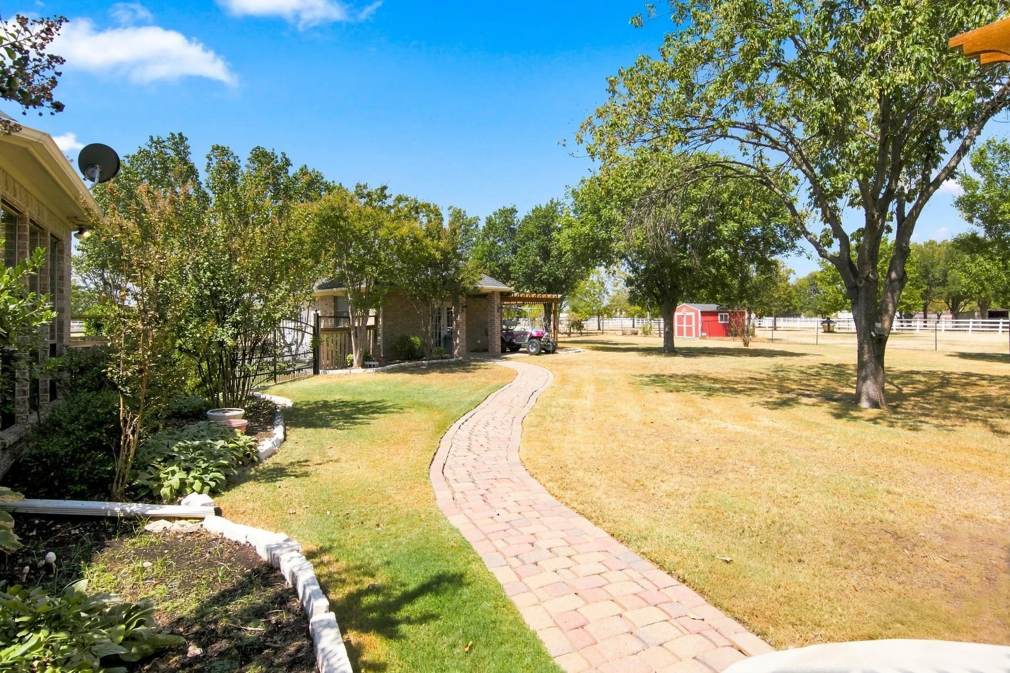 Single Family Residence For Sale in Tarrant County , 1836 Willow Springs Court, Haslet, Texas 76052, 4 Bedroom, 3 Bathroom, 3 Garage spaces, 3,539 Sqft, built in 2003, mls#21376243, Real Estate Agent in Haslet, Homes For Sale in Tarrant county, Homes For Sale in Haslet, Realtor in Haslet Texas, Real Estate Brokerage Independent Realty Texas, Luminita Cordes Realtor