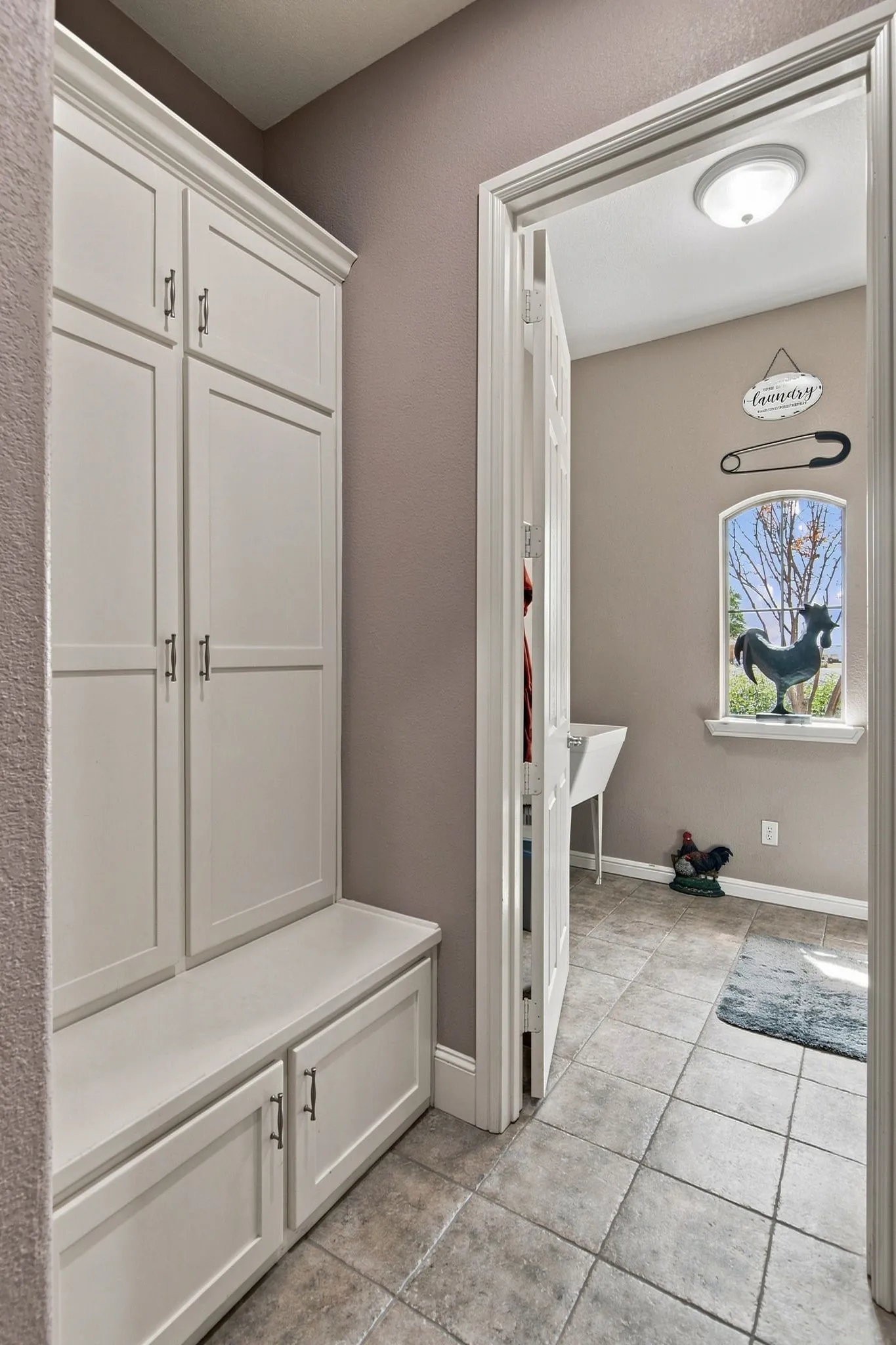 Single Family Residence For Sale in Tarrant County , 1836 Willow Springs Court, Haslet, Texas 76052, 4 Bedroom, 3 Bathroom, 3 Garage spaces, 3,539 Sqft, built in 2003, mls#21376243, Real Estate Agent in Haslet, Homes For Sale in Tarrant county, Homes For Sale in Haslet, Realtor in Haslet Texas, Real Estate Brokerage Independent Realty Texas, Luminita Cordes Realtor