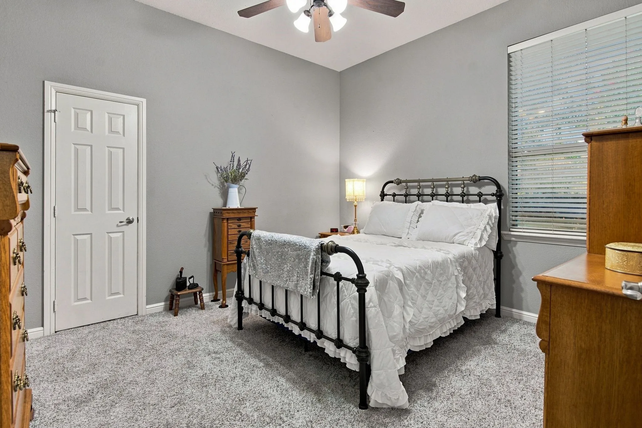Single Family Residence For Sale in Tarrant County , 1836 Willow Springs Court, Haslet, Texas 76052, 4 Bedroom, 3 Bathroom, 3 Garage spaces, 3,539 Sqft, built in 2003, mls#21376243, Real Estate Agent in Haslet, Homes For Sale in Tarrant county, Homes For Sale in Haslet, Realtor in Haslet Texas, Real Estate Brokerage Independent Realty Texas, Luminita Cordes Realtor