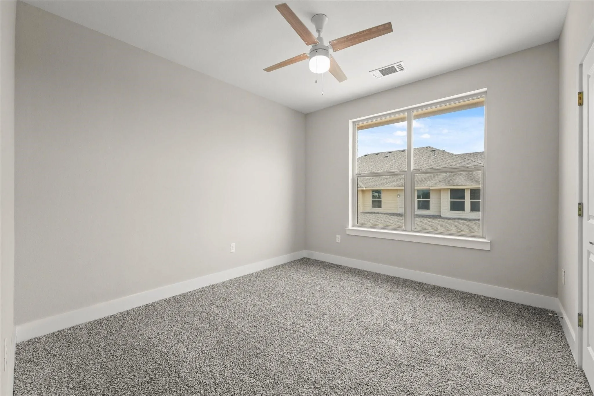 Townhouse For Rent in Denton County , 3620 Aaron Place, Denton, Texas 76226, 3 Bedroom, 3 Bathroom, 2 Garage spaces, 1,866 Sqft, built in 2022, mls#21376122, Real Estate Agent in Denton, Homes For Rent in Denton county, Homes For Rent in Denton, Realtor in Denton Texas, Real Estate Brokerage Independent Realty Texas, Luminita Cordes Realtor