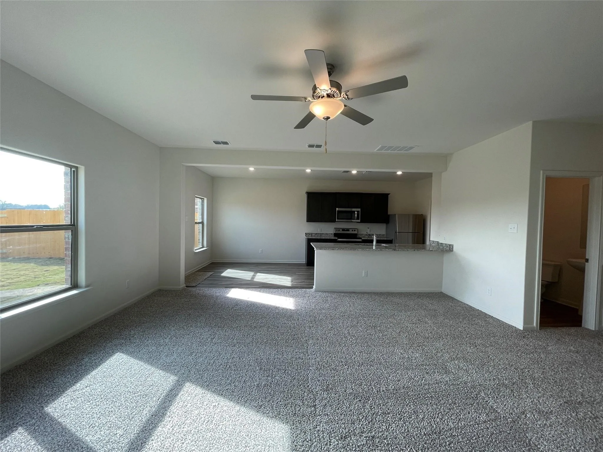 Single Family Residence For Rent in Dallas County , 2033 Delta Downs Drive, Seagoville, Texas 75159, 4 Bedroom, 3 Bathroom, 2 Garage spaces, 2,209 Sqft, built in 2021, mls#21376336, Real Estate Agent in Seagoville, Homes For Rent in Dallas county, Homes For Rent in Seagoville, Realtor in Seagoville Texas, Real Estate Brokerage Independent Realty Texas, Luminita Cordes Realtor