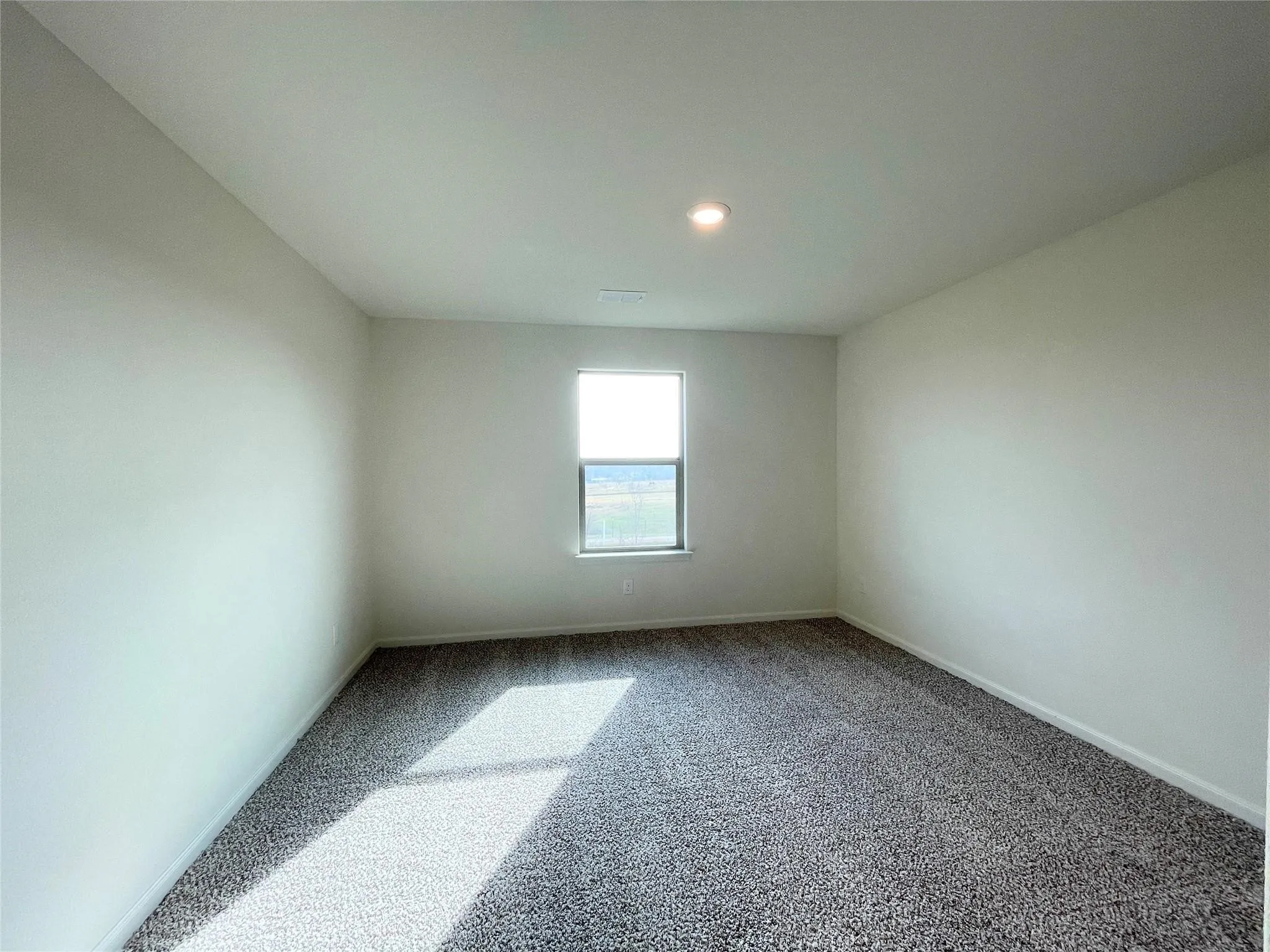 Single Family Residence For Rent in Dallas County , 2033 Delta Downs Drive, Seagoville, Texas 75159, 4 Bedroom, 3 Bathroom, 2 Garage spaces, 2,209 Sqft, built in 2021, mls#21376336, Real Estate Agent in Seagoville, Homes For Rent in Dallas county, Homes For Rent in Seagoville, Realtor in Seagoville Texas, Real Estate Brokerage Independent Realty Texas, Luminita Cordes Realtor