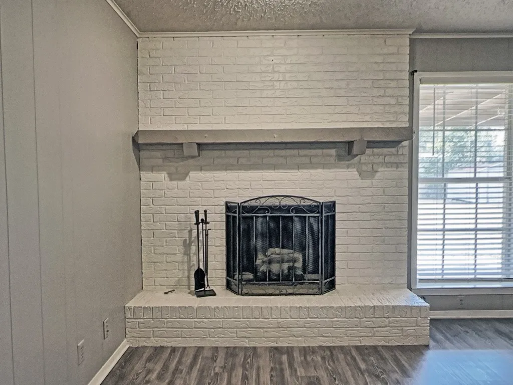 Single Family Residence For Sale in Henderson County , 806 Humphrey Street, Athens, Texas 75751, 3 Bedroom, 2 Bathroom, 2 Garage spaces, 1,609 Sqft, built in 1972, mls#21376342, Real Estate Agent in Athens, Homes For Sale in Henderson county, Homes For Sale in Athens, Realtor in Athens Texas, Real Estate Brokerage Independent Realty Texas, Luminita Cordes Realtor