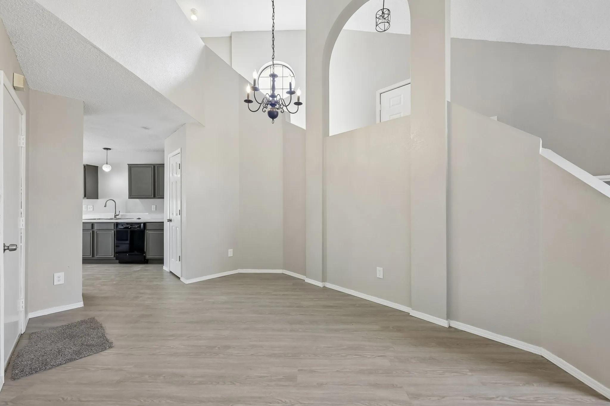 Single Family Residence For Sale in Dallas County , 12627 Ridgeside Drive, Balch Springs, Texas 75180, 3 Bedroom, 3 Bathroom, 2 Garage spaces, 1,446 Sqft, built in 1993, mls#21376346, Real Estate Agent in Balch Springs, Homes For Sale in Dallas county, Homes For Sale in Balch Springs, Realtor in Balch Springs Texas, Real Estate Brokerage Independent Realty Texas, Luminita Cordes Realtor