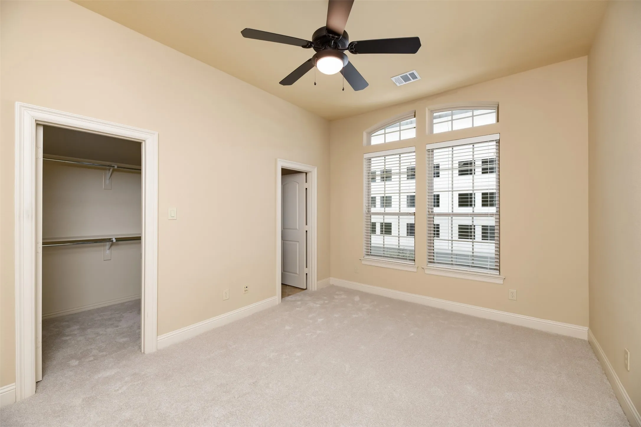 Townhouse For Rent in Collin County , 7914 Bishop Road, Plano, Texas 75024, 3 Bedroom, 4 Bathroom, 2 Garage spaces, 2,046 Sqft, built in 2007, mls#21375797, Real Estate Agent in Plano, Homes For Rent in Collin county, Homes For Rent in Plano, Realtor in Plano Texas, Real Estate Brokerage Independent Realty Texas, Luminita Cordes Realtor