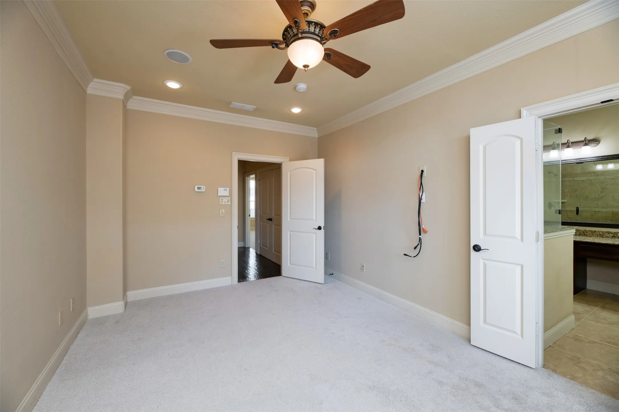 Townhouse For Rent in Collin County , 7914 Bishop Road, Plano, Texas 75024, 3 Bedroom, 4 Bathroom, 2 Garage spaces, 2,046 Sqft, built in 2007, mls#21375797, Real Estate Agent in Plano, Homes For Rent in Collin county, Homes For Rent in Plano, Realtor in Plano Texas, Real Estate Brokerage Independent Realty Texas, Luminita Cordes Realtor