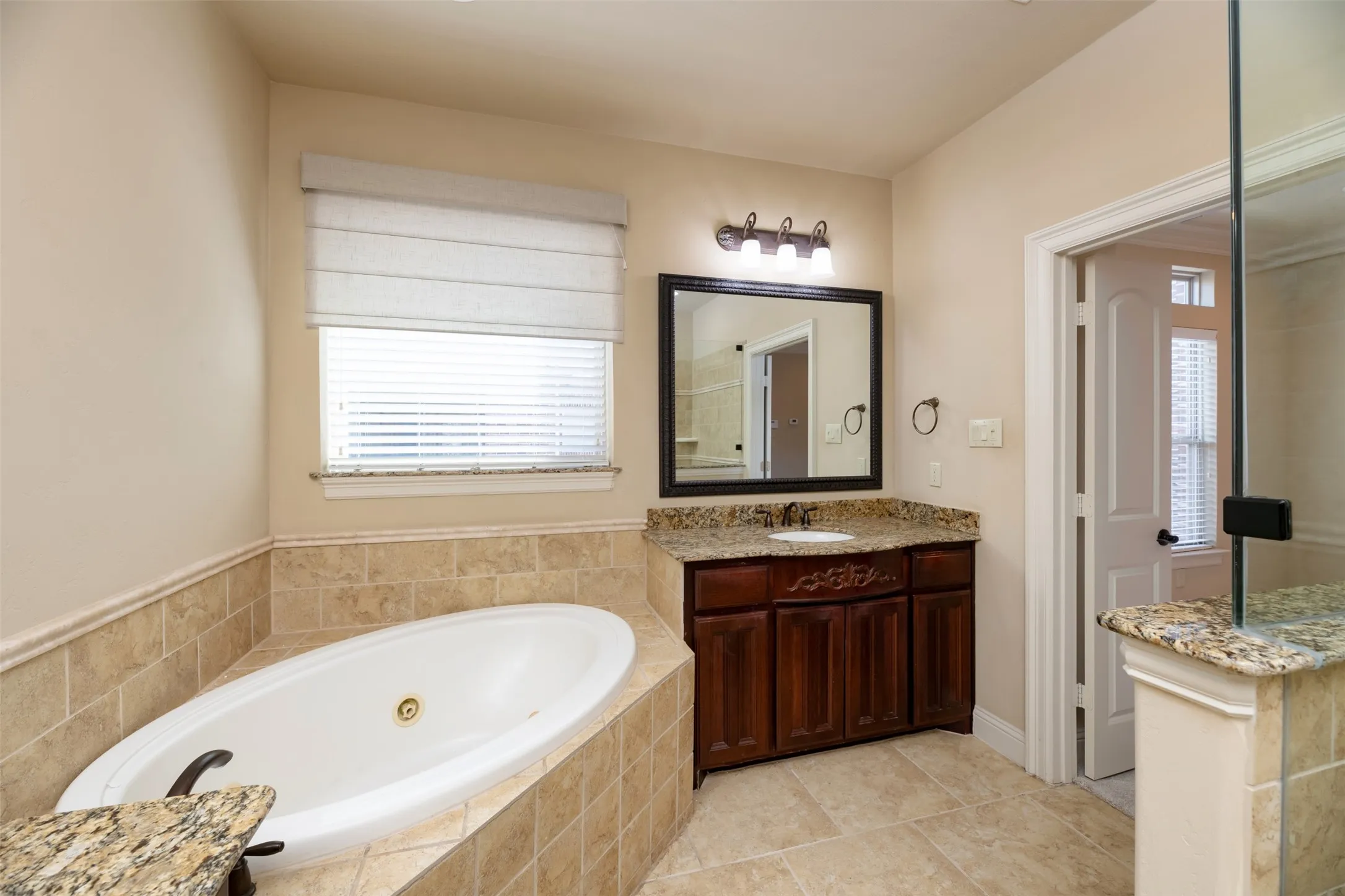 Townhouse For Rent in Collin County , 7914 Bishop Road, Plano, Texas 75024, 3 Bedroom, 4 Bathroom, 2 Garage spaces, 2,046 Sqft, built in 2007, mls#21375797, Real Estate Agent in Plano, Homes For Rent in Collin county, Homes For Rent in Plano, Realtor in Plano Texas, Real Estate Brokerage Independent Realty Texas, Luminita Cordes Realtor