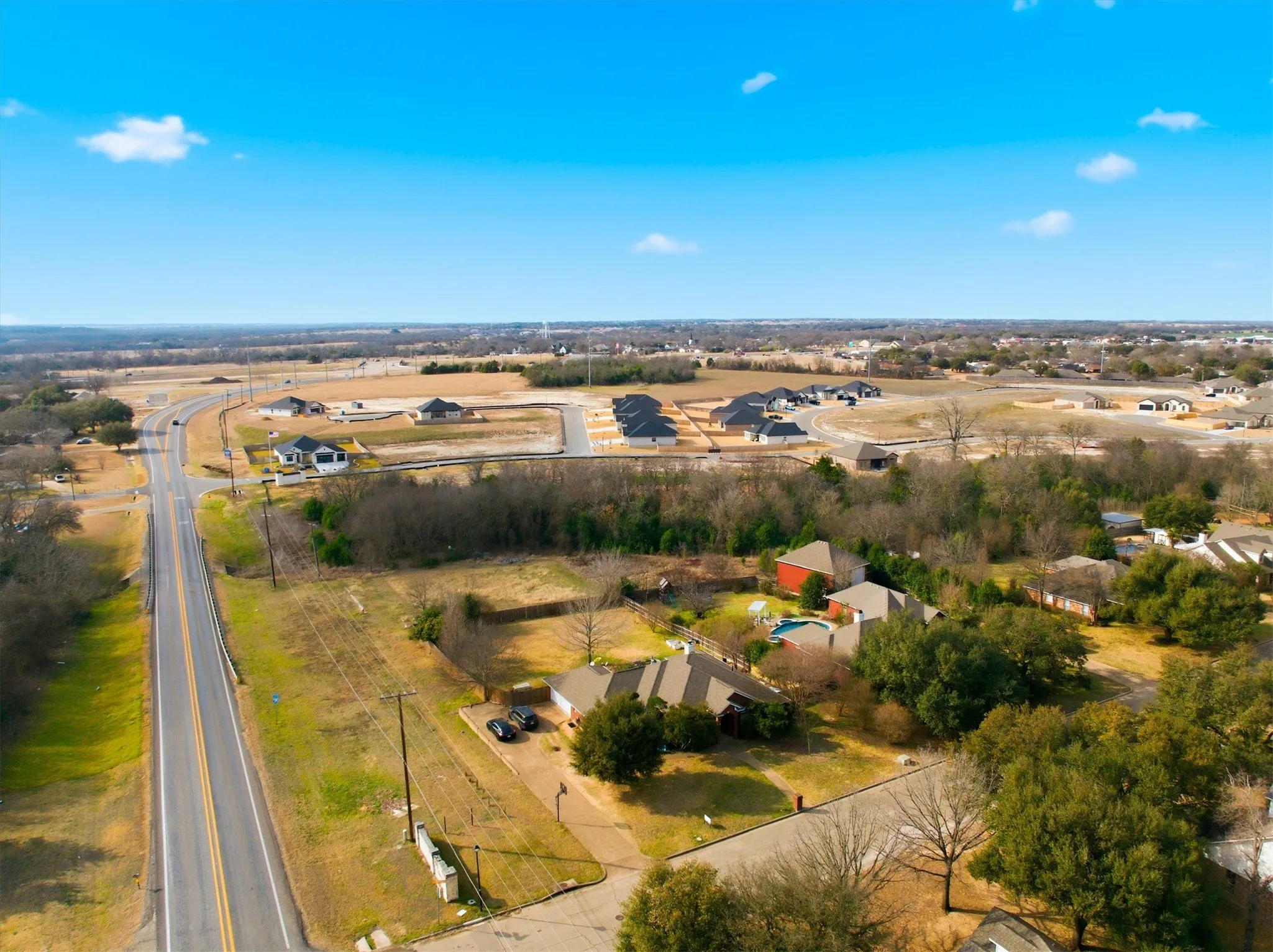 Single Family Residence For Sale in Mc Lennan County , 710 Gibraltar Lane, Lorena, Texas 76655, 6 Bedroom, 3 Bathroom, 2 Garage spaces, 2,398 Sqft, built in 1998, mls#21376365, Real Estate Agent in Lorena, Homes For Sale in Mc Lennan county, Homes For Sale in Lorena, Realtor in Lorena Texas, Real Estate Brokerage Independent Realty Texas, Luminita Cordes Realtor