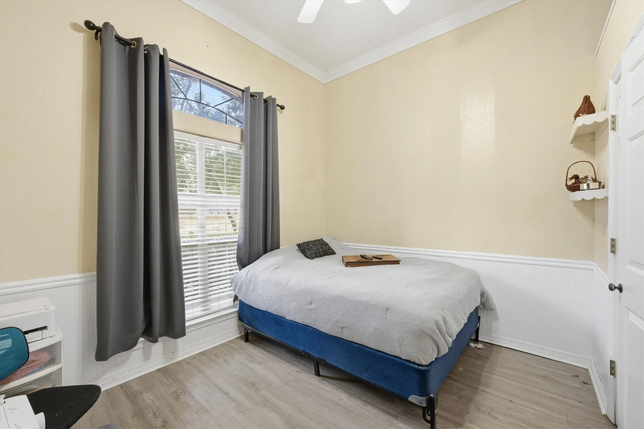 Single Family Residence For Sale in Mc Lennan County , 710 Gibraltar Lane, Lorena, Texas 76655, 6 Bedroom, 3 Bathroom, 2 Garage spaces, 2,398 Sqft, built in 1998, mls#21376365, Real Estate Agent in Lorena, Homes For Sale in Mc Lennan county, Homes For Sale in Lorena, Realtor in Lorena Texas, Real Estate Brokerage Independent Realty Texas, Luminita Cordes Realtor