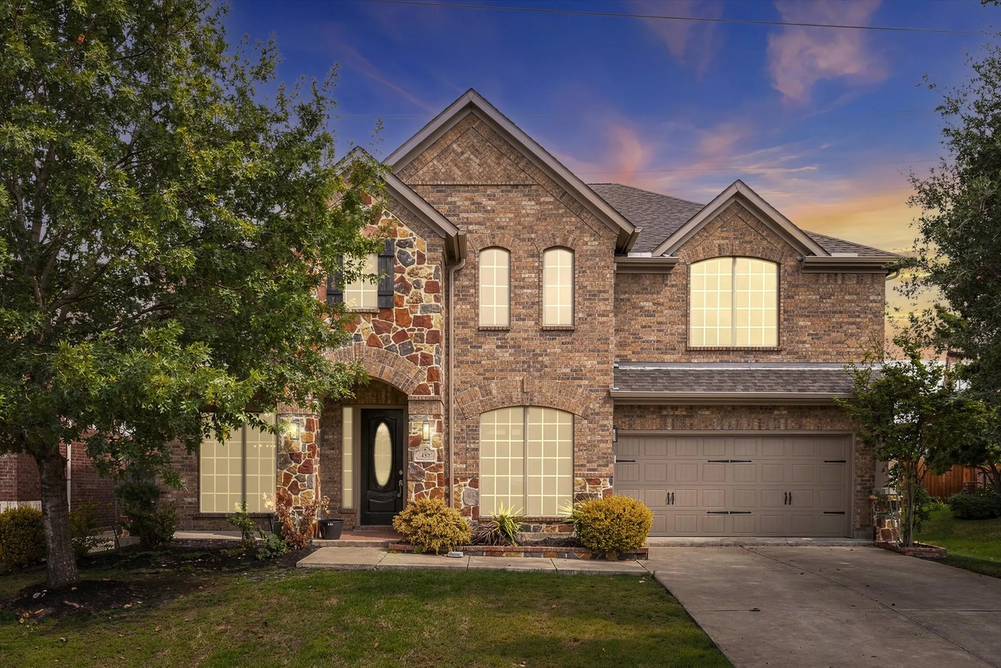 Single Family Residence For Sale in Denton County , 457 Bristol Street, Roanoke, Texas 76262, 4 Bedroom, 3 Bathroom, 2 Garage spaces, 3,371 Sqft, built in 2009, mls#21373950, Real Estate Agent in Roanoke, Homes For Sale in Denton county, Homes For Sale in Roanoke, Realtor in Roanoke Texas, Real Estate Brokerage Independent Realty Texas, Luminita Cordes Realtor