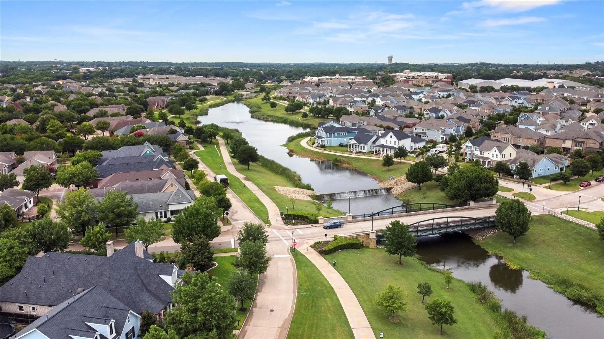 Single Family Residence For Sale in Tarrant County , 8516 Hudson Street, North Richland Hills, Texas 76180, 3 Bedroom, 3 Bathroom, 2 Garage spaces, 2,729 Sqft, built in 2003, mls#21370582, Real Estate Agent in North Richland Hills, Homes For Sale in Tarrant county, Homes For Sale in North Richland Hills, Realtor in North Richland Hills Texas, Real Estate Brokerage Independent Realty Texas, Luminita Cordes Realtor