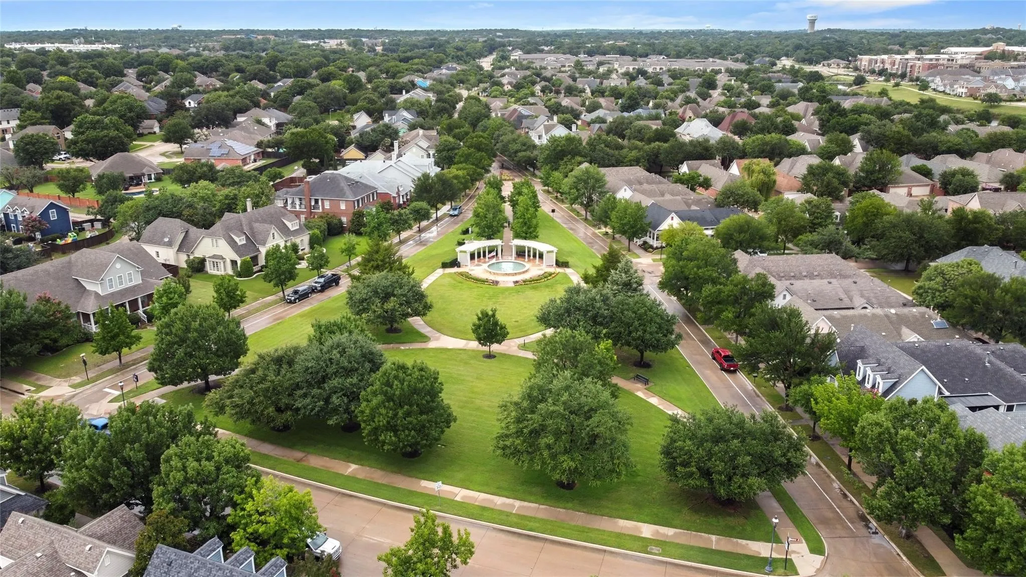 Single Family Residence For Sale in Tarrant County , 8516 Hudson Street, North Richland Hills, Texas 76180, 3 Bedroom, 3 Bathroom, 2 Garage spaces, 2,729 Sqft, built in 2003, mls#21370582, Real Estate Agent in North Richland Hills, Homes For Sale in Tarrant county, Homes For Sale in North Richland Hills, Realtor in North Richland Hills Texas, Real Estate Brokerage Independent Realty Texas, Luminita Cordes Realtor