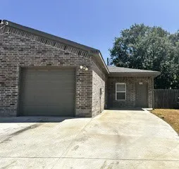 Duplex For Rent in Tarrant County , 7407 Novella Drive, Fort Worth, Texas 76134, 3 Bedroom, 2 Bathroom, 1 Garage spaces, 1,055 Sqft, built in 2018, mls#21376375, Real Estate Agent in Fort Worth, Homes For Rent in Tarrant county, Homes For Rent in Fort Worth, Realtor in Fort Worth Texas, Real Estate Brokerage Independent Realty Texas, Luminita Cordes Realtor