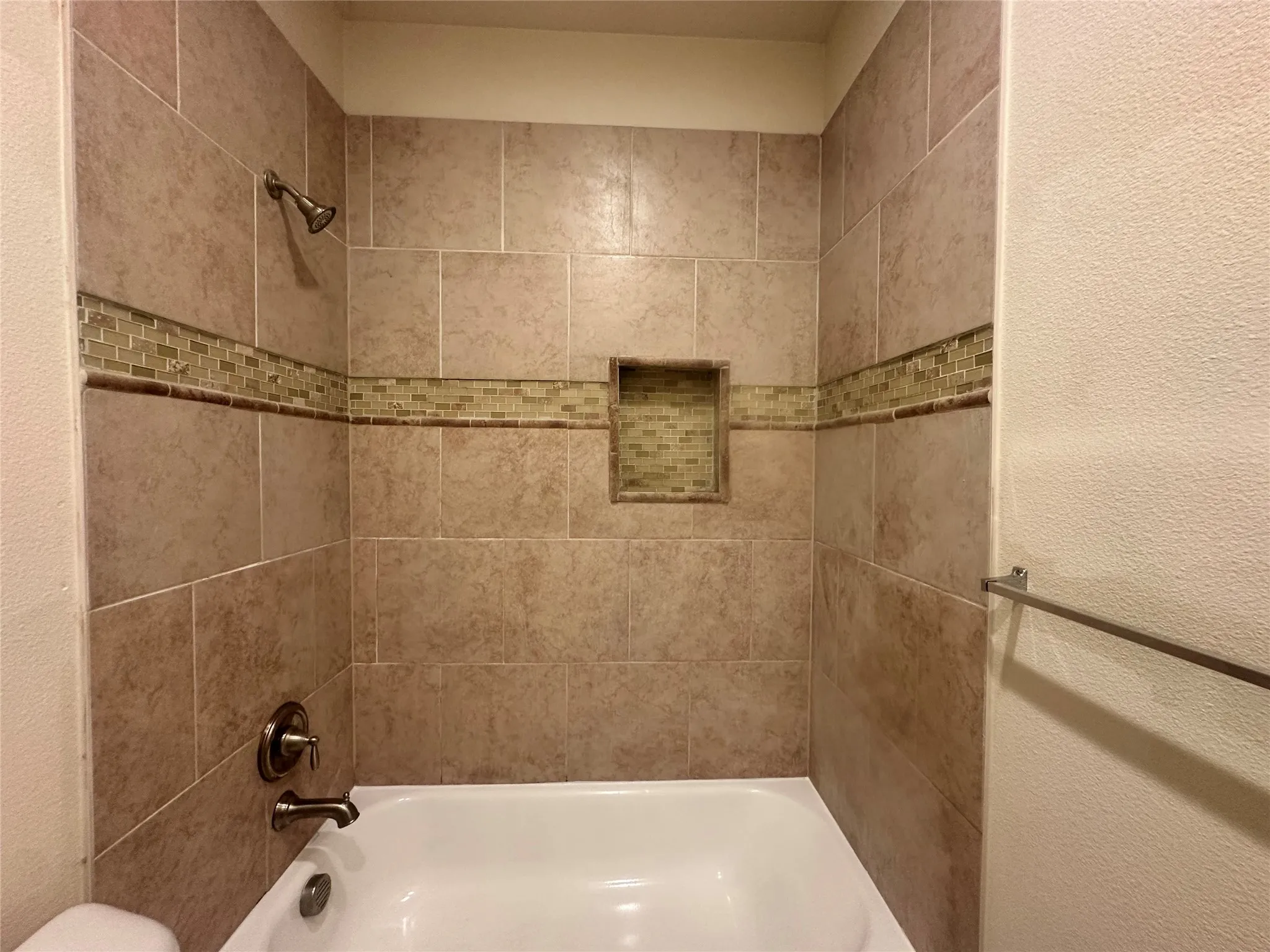 Duplex For Rent in Tarrant County , 7407 Novella Drive, Fort Worth, Texas 76134, 3 Bedroom, 2 Bathroom, 1 Garage spaces, 1,055 Sqft, built in 2018, mls#21376375, Real Estate Agent in Fort Worth, Homes For Rent in Tarrant county, Homes For Rent in Fort Worth, Realtor in Fort Worth Texas, Real Estate Brokerage Independent Realty Texas, Luminita Cordes Realtor