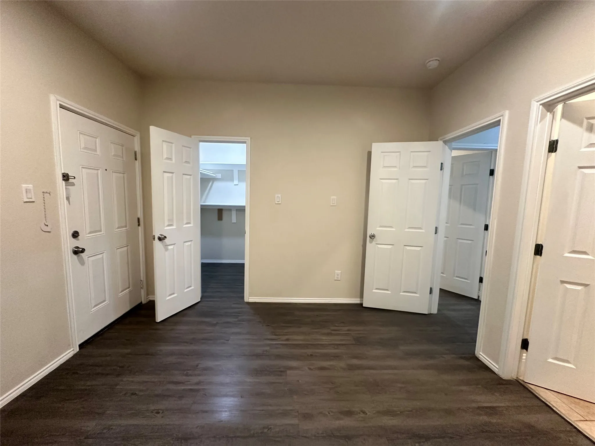 Walk-in closet