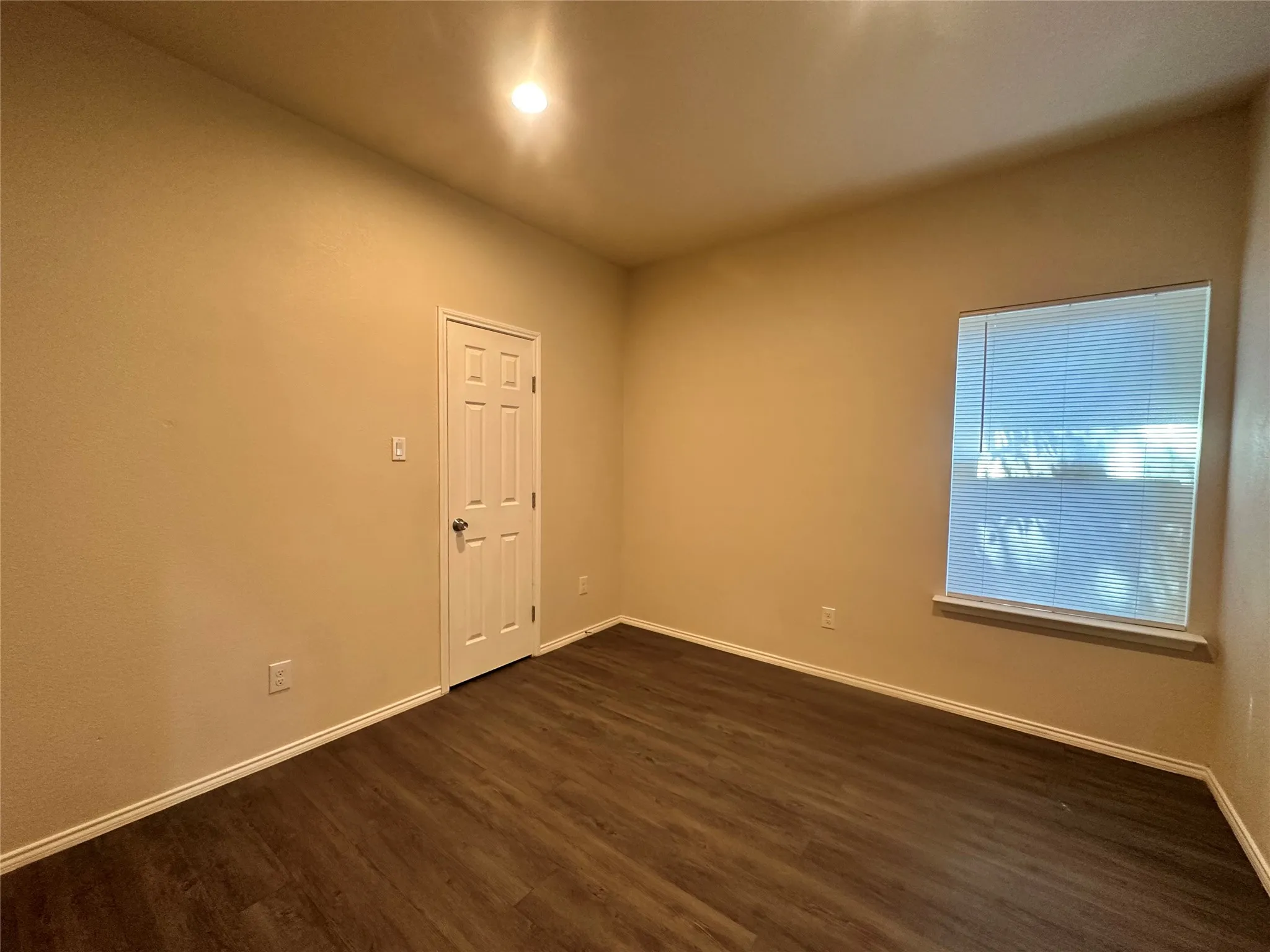 Duplex For Rent in Tarrant County , 7407 Novella Drive, Fort Worth, Texas 76134, 3 Bedroom, 2 Bathroom, 1 Garage spaces, 1,055 Sqft, built in 2018, mls#21376375, Real Estate Agent in Fort Worth, Homes For Rent in Tarrant county, Homes For Rent in Fort Worth, Realtor in Fort Worth Texas, Real Estate Brokerage Independent Realty Texas, Luminita Cordes Realtor