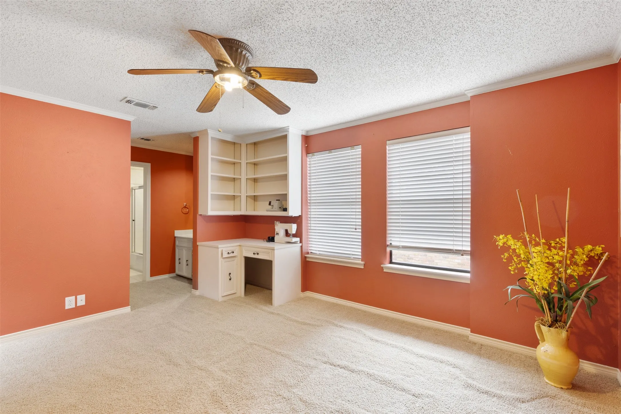 Single Family Residence For Sale in Collin County , 6822 Blue Mesa Drive, Dallas, Texas 75252, 6 Bedroom, 5 Bathroom, 2 Garage spaces, 4,629 Sqft, built in 1981, mls#21373749, Real Estate Agent in Dallas, Homes For Sale in Collin county, Homes For Sale in Dallas, Realtor in Dallas Texas, Real Estate Brokerage Independent Realty Texas, Luminita Cordes Realtor