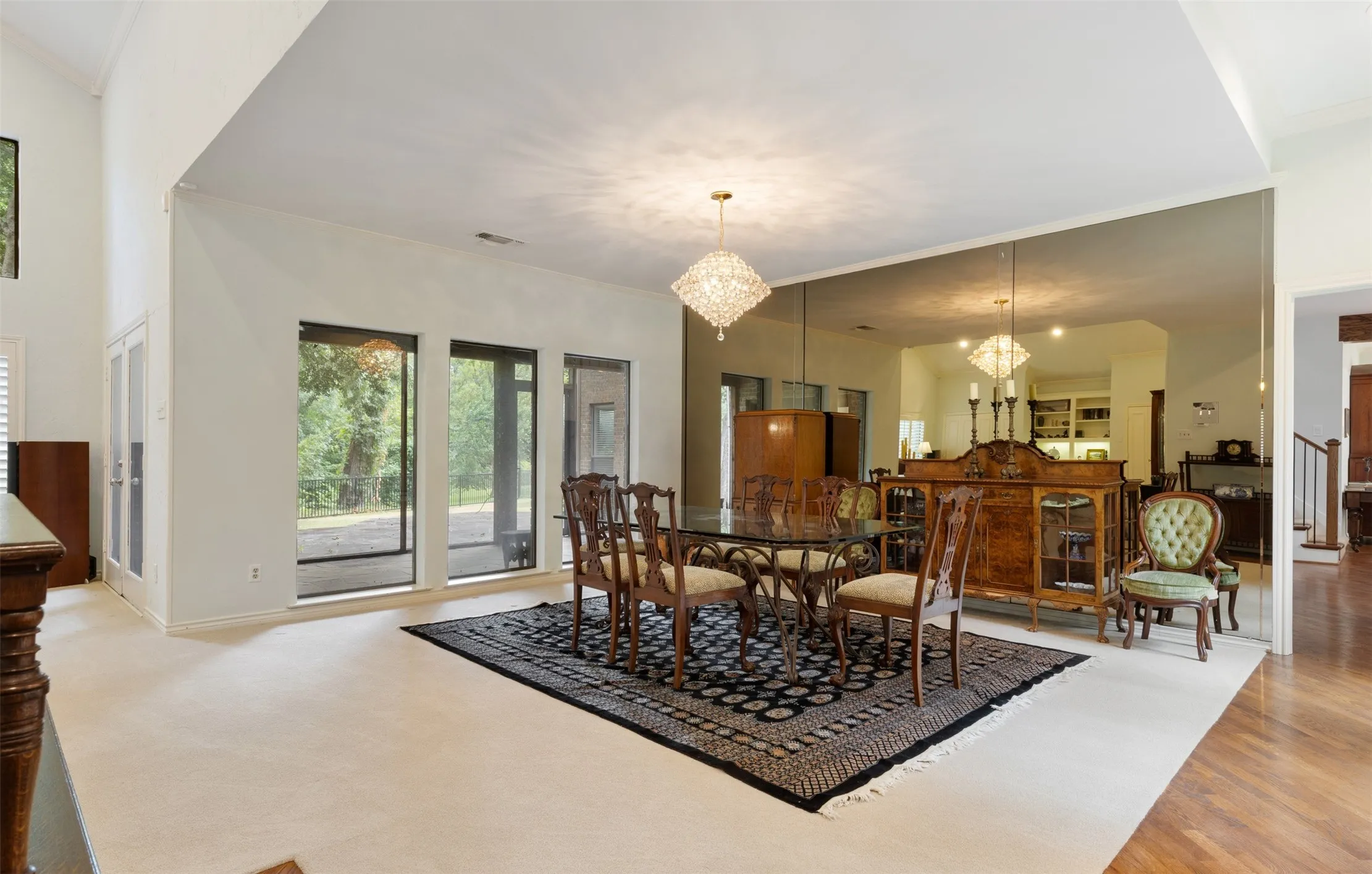 Single Family Residence For Sale in Collin County , 6822 Blue Mesa Drive, Dallas, Texas 75252, 6 Bedroom, 5 Bathroom, 2 Garage spaces, 4,629 Sqft, built in 1981, mls#21373749, Real Estate Agent in Dallas, Homes For Sale in Collin county, Homes For Sale in Dallas, Realtor in Dallas Texas, Real Estate Brokerage Independent Realty Texas, Luminita Cordes Realtor
