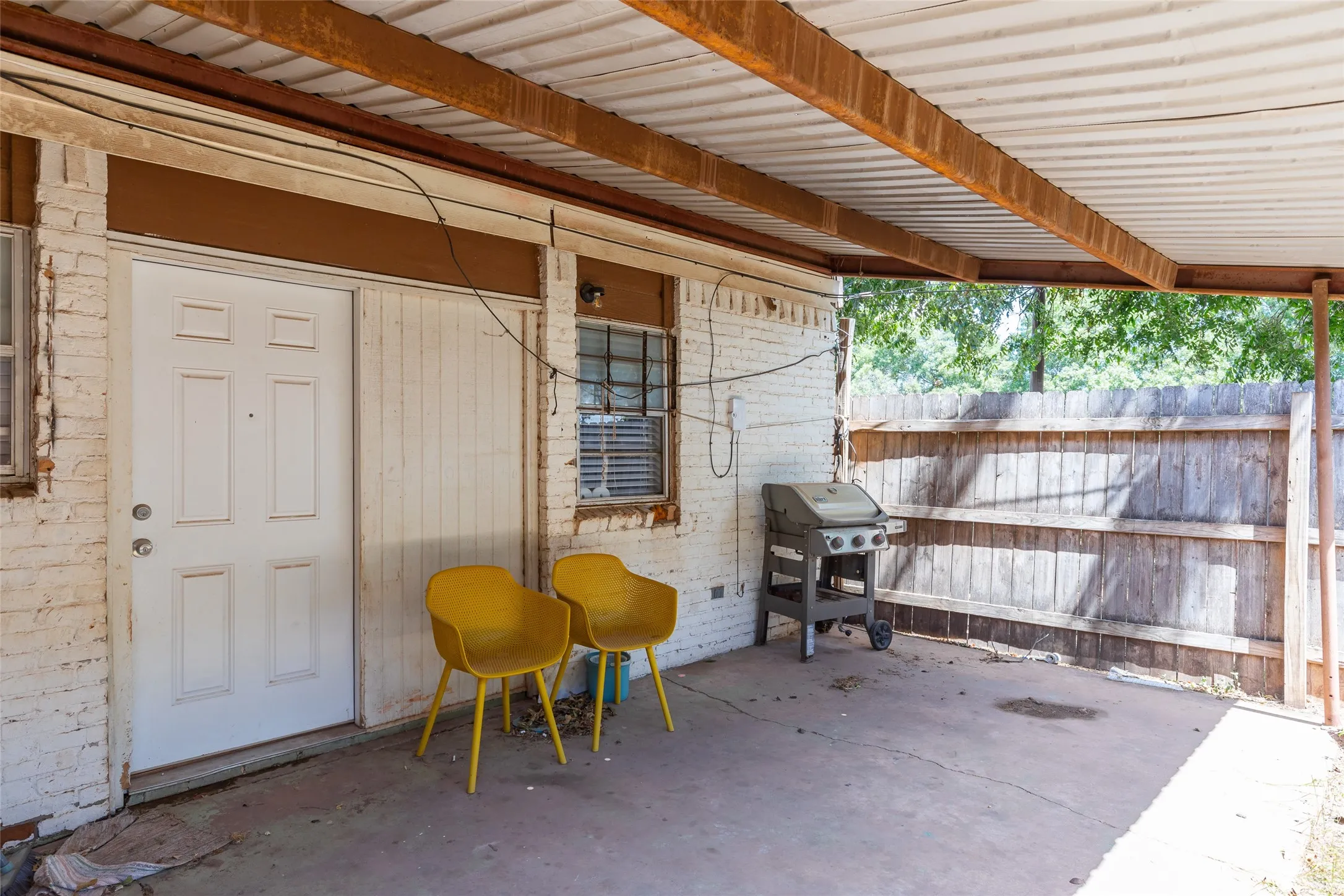Condominium For Sale in Taylor County , 4501 N 2nd Street, Abilene, Texas 79603, 3 Bedroom, 2 Bathroom, Garage spaces, 1,280 Sqft, built in 1964, mls#21373849, Real Estate Agent in Abilene, Homes For Sale in Taylor county, Homes For Sale in Abilene, Realtor in Abilene Texas, Real Estate Brokerage Independent Realty Texas, Luminita Cordes Realtor