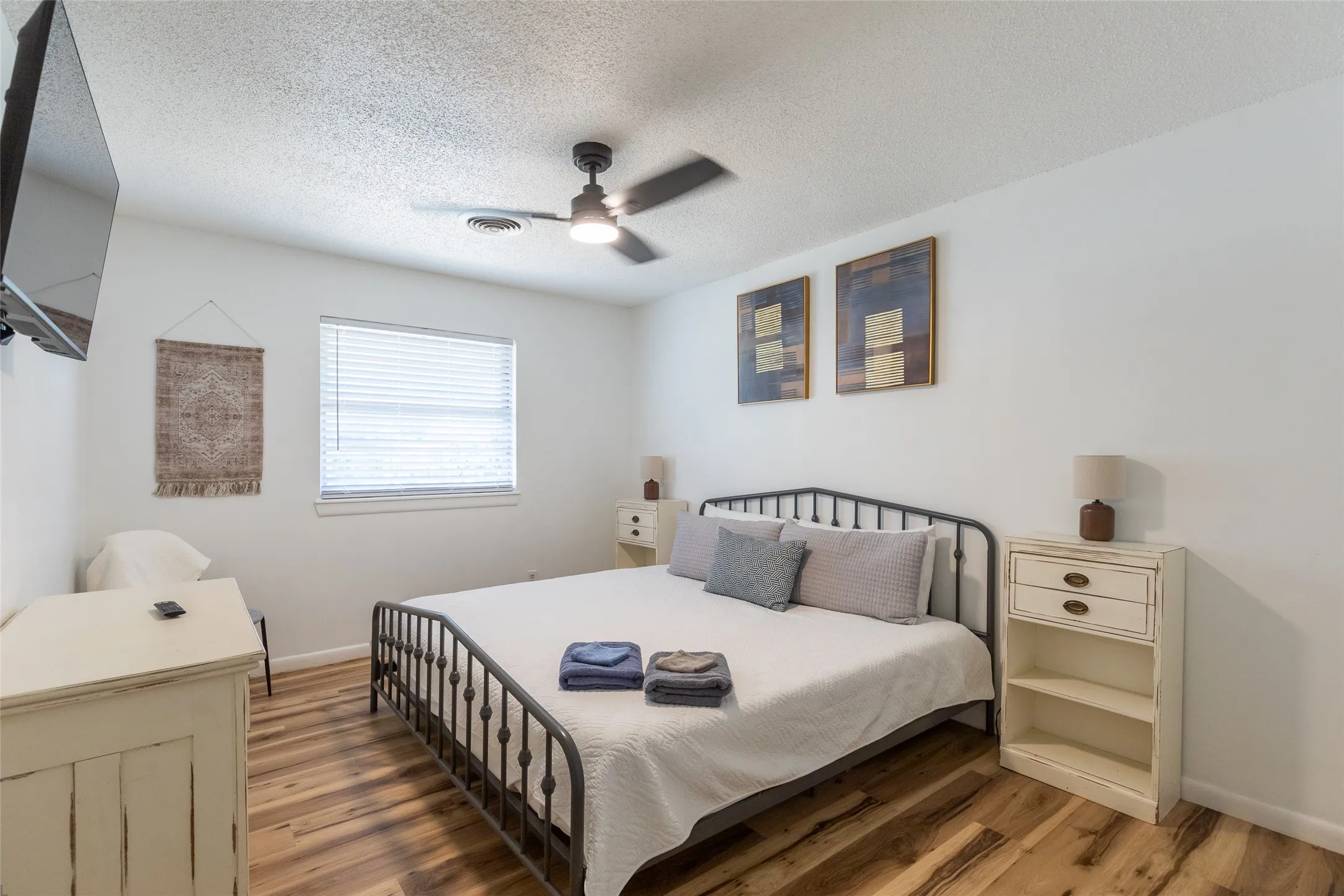 Condominium For Sale in Taylor County , 4501 N 2nd Street, Abilene, Texas 79603, 3 Bedroom, 2 Bathroom, Garage spaces, 1,280 Sqft, built in 1964, mls#21373849, Real Estate Agent in Abilene, Homes For Sale in Taylor county, Homes For Sale in Abilene, Realtor in Abilene Texas, Real Estate Brokerage Independent Realty Texas, Luminita Cordes Realtor