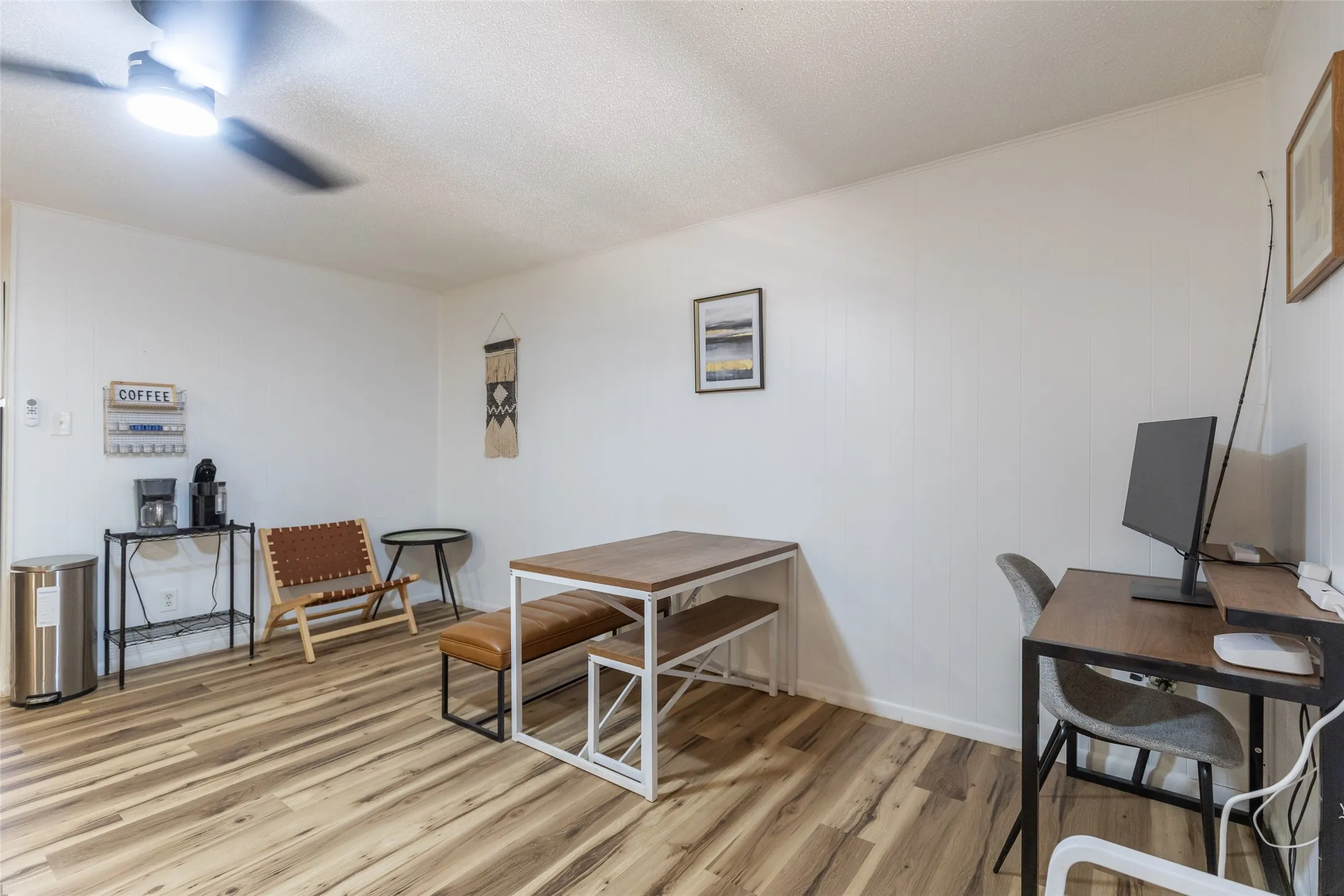 Condominium For Sale in Taylor County , 4501 N 2nd Street, Abilene, Texas 79603, 3 Bedroom, 2 Bathroom, Garage spaces, 1,280 Sqft, built in 1964, mls#21373849, Real Estate Agent in Abilene, Homes For Sale in Taylor county, Homes For Sale in Abilene, Realtor in Abilene Texas, Real Estate Brokerage Independent Realty Texas, Luminita Cordes Realtor