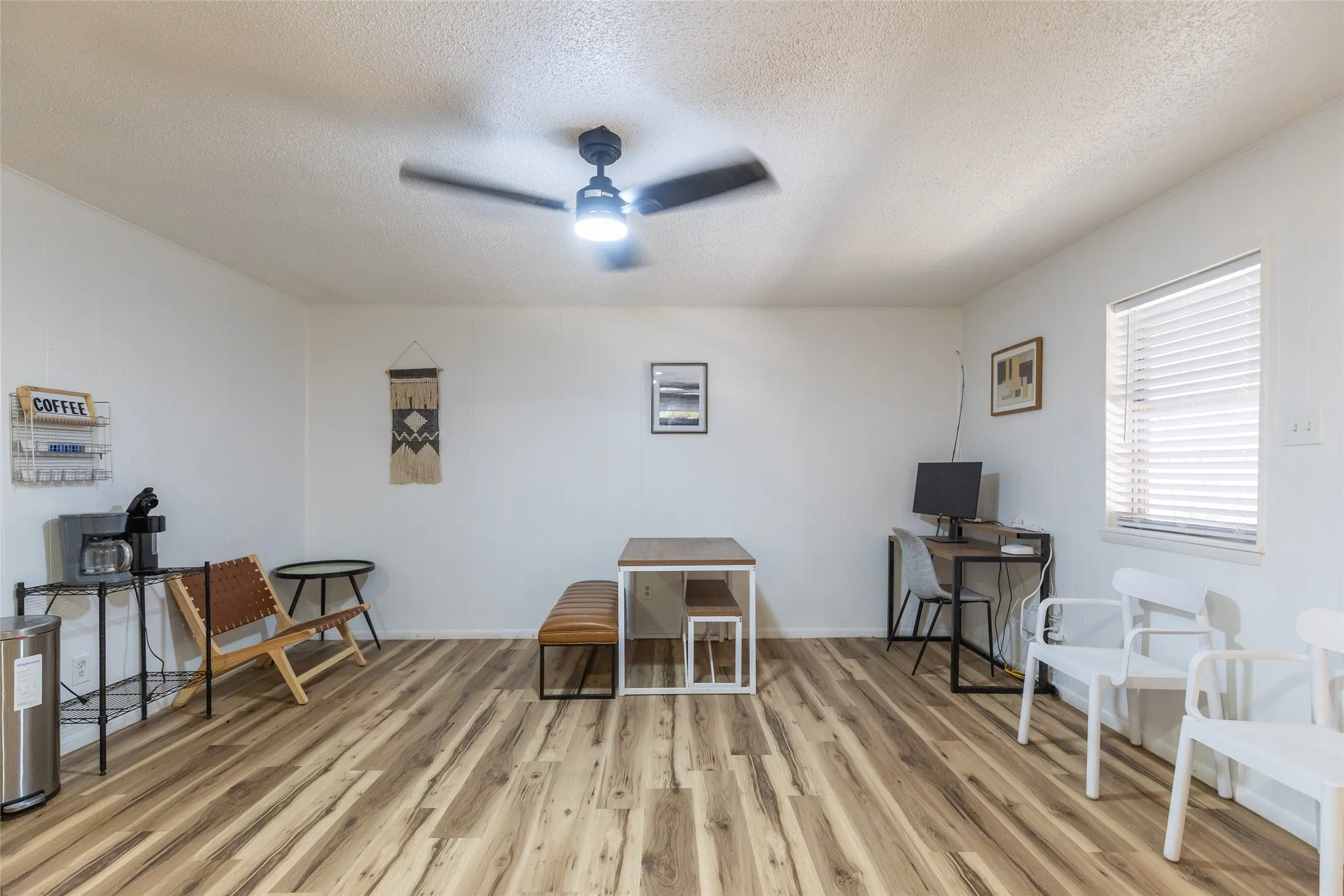 Condominium For Sale in Taylor County , 4501 N 2nd Street, Abilene, Texas 79603, 3 Bedroom, 2 Bathroom, Garage spaces, 1,280 Sqft, built in 1964, mls#21373849, Real Estate Agent in Abilene, Homes For Sale in Taylor county, Homes For Sale in Abilene, Realtor in Abilene Texas, Real Estate Brokerage Independent Realty Texas, Luminita Cordes Realtor