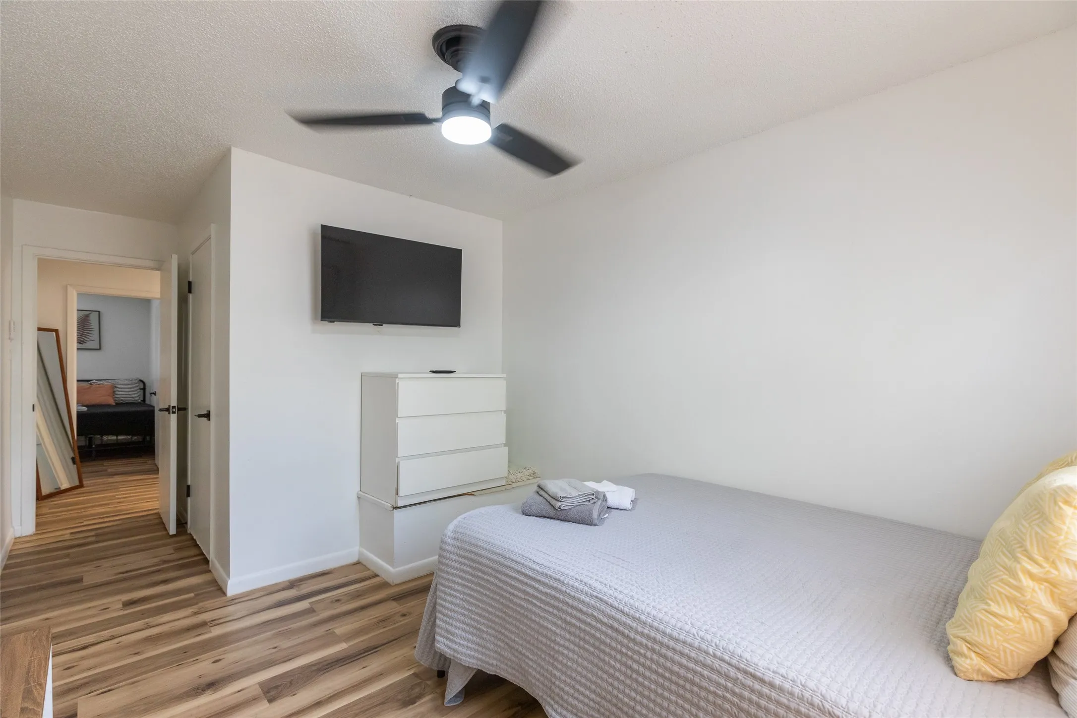 Condominium For Sale in Taylor County , 4501 N 2nd Street, Abilene, Texas 79603, 3 Bedroom, 2 Bathroom, Garage spaces, 1,280 Sqft, built in 1964, mls#21373849, Real Estate Agent in Abilene, Homes For Sale in Taylor county, Homes For Sale in Abilene, Realtor in Abilene Texas, Real Estate Brokerage Independent Realty Texas, Luminita Cordes Realtor