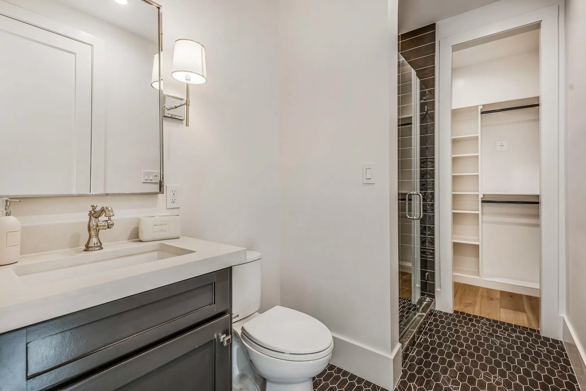 Condominium For Rent in Dallas County , 3428 Daniel Avenue 5, University Park, Texas 75205, 2 Bedroom, 2 Bathroom, 2 Garage spaces, 1,771 Sqft, built in 2023, mls#21376364, Real Estate Agent in University Park, Homes For Rent in Dallas county, Homes For Rent in University Park, Realtor in University Park Texas, Real Estate Brokerage Independent Realty Texas, Luminita Cordes Realtor