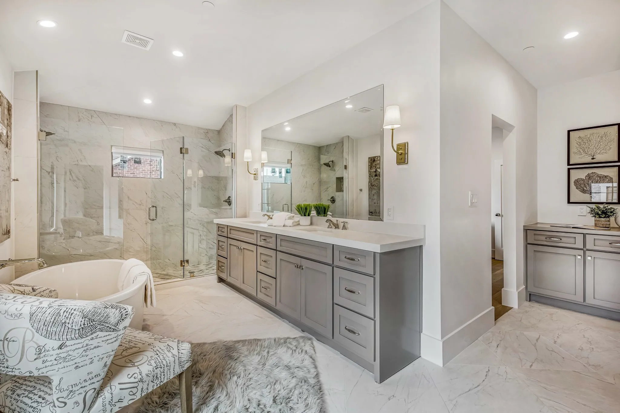 Condominium For Rent in Dallas County , 3428 Daniel Avenue 5, University Park, Texas 75205, 2 Bedroom, 2 Bathroom, 2 Garage spaces, 1,771 Sqft, built in 2023, mls#21376364, Real Estate Agent in University Park, Homes For Rent in Dallas county, Homes For Rent in University Park, Realtor in University Park Texas, Real Estate Brokerage Independent Realty Texas, Luminita Cordes Realtor