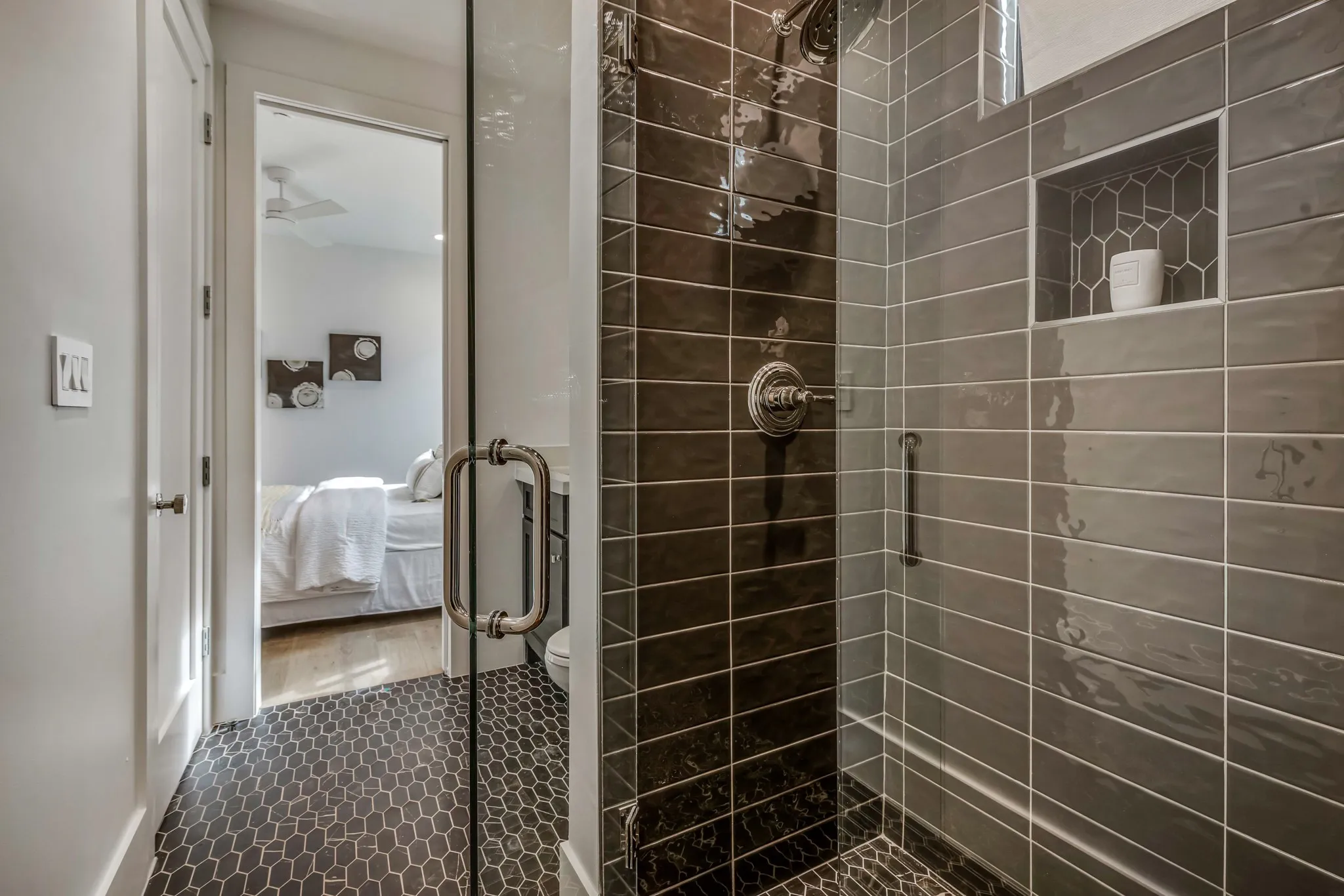 Condominium For Rent in Dallas County , 3428 Daniel Avenue 5, University Park, Texas 75205, 2 Bedroom, 2 Bathroom, 2 Garage spaces, 1,771 Sqft, built in 2023, mls#21376364, Real Estate Agent in University Park, Homes For Rent in Dallas county, Homes For Rent in University Park, Realtor in University Park Texas, Real Estate Brokerage Independent Realty Texas, Luminita Cordes Realtor
