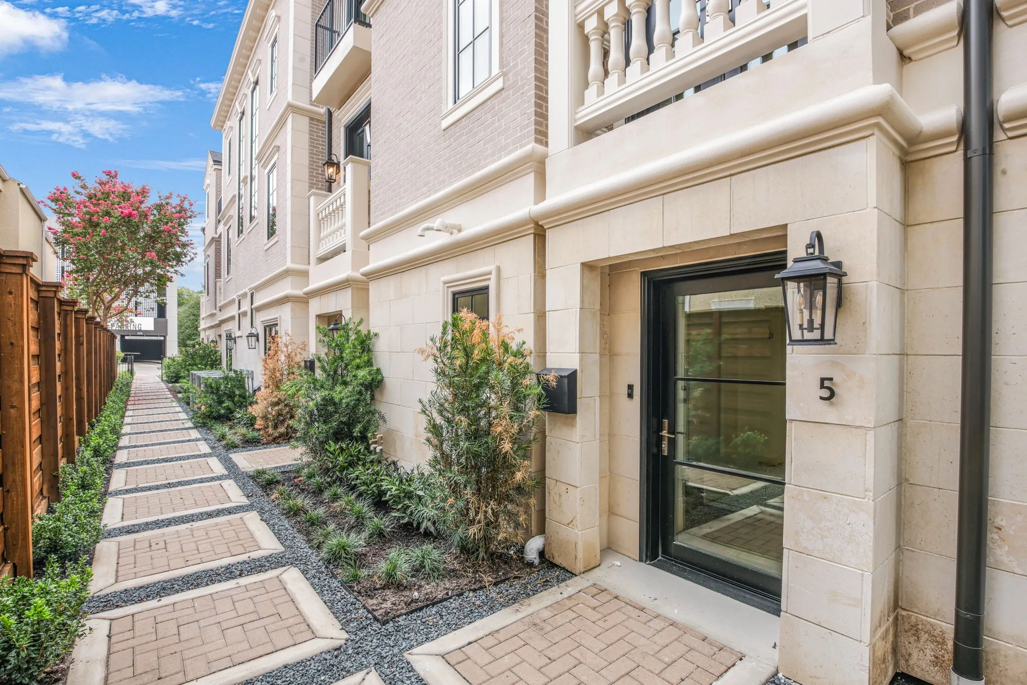 Condominium For Rent in Dallas County , 3428 Daniel Avenue 5, University Park, Texas 75205, 2 Bedroom, 2 Bathroom, 2 Garage spaces, 1,771 Sqft, built in 2023, mls#21376364, Real Estate Agent in University Park, Homes For Rent in Dallas county, Homes For Rent in University Park, Realtor in University Park Texas, Real Estate Brokerage Independent Realty Texas, Luminita Cordes Realtor