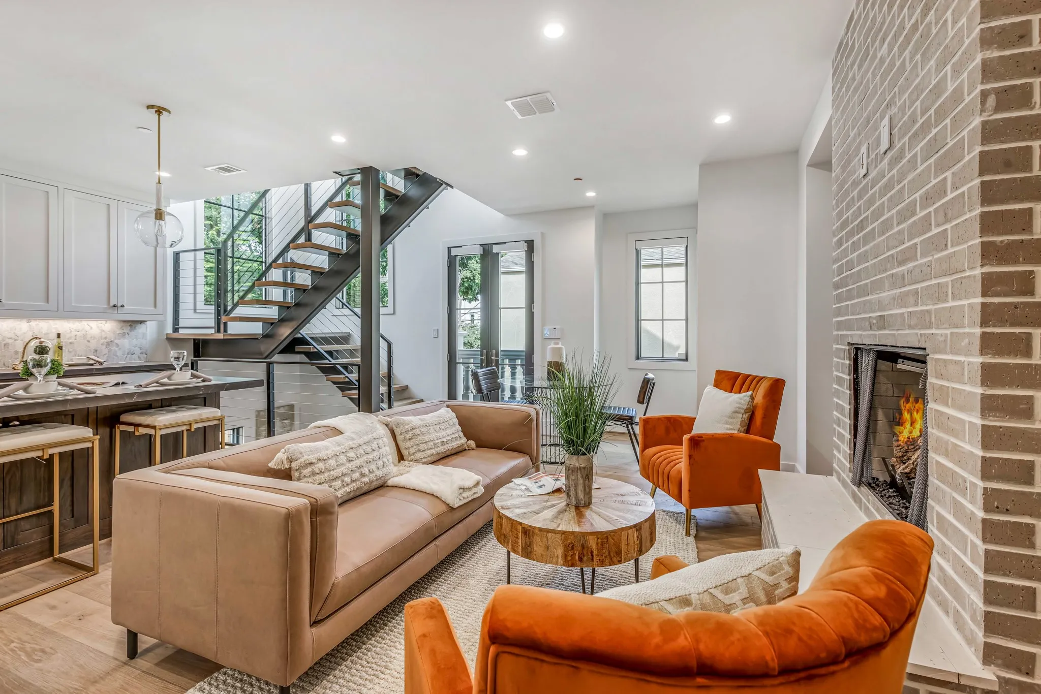 Condominium For Rent in Dallas County , 3428 Daniel Avenue 5, University Park, Texas 75205, 2 Bedroom, 2 Bathroom, 2 Garage spaces, 1,771 Sqft, built in 2023, mls#21376364, Real Estate Agent in University Park, Homes For Rent in Dallas county, Homes For Rent in University Park, Realtor in University Park Texas, Real Estate Brokerage Independent Realty Texas, Luminita Cordes Realtor