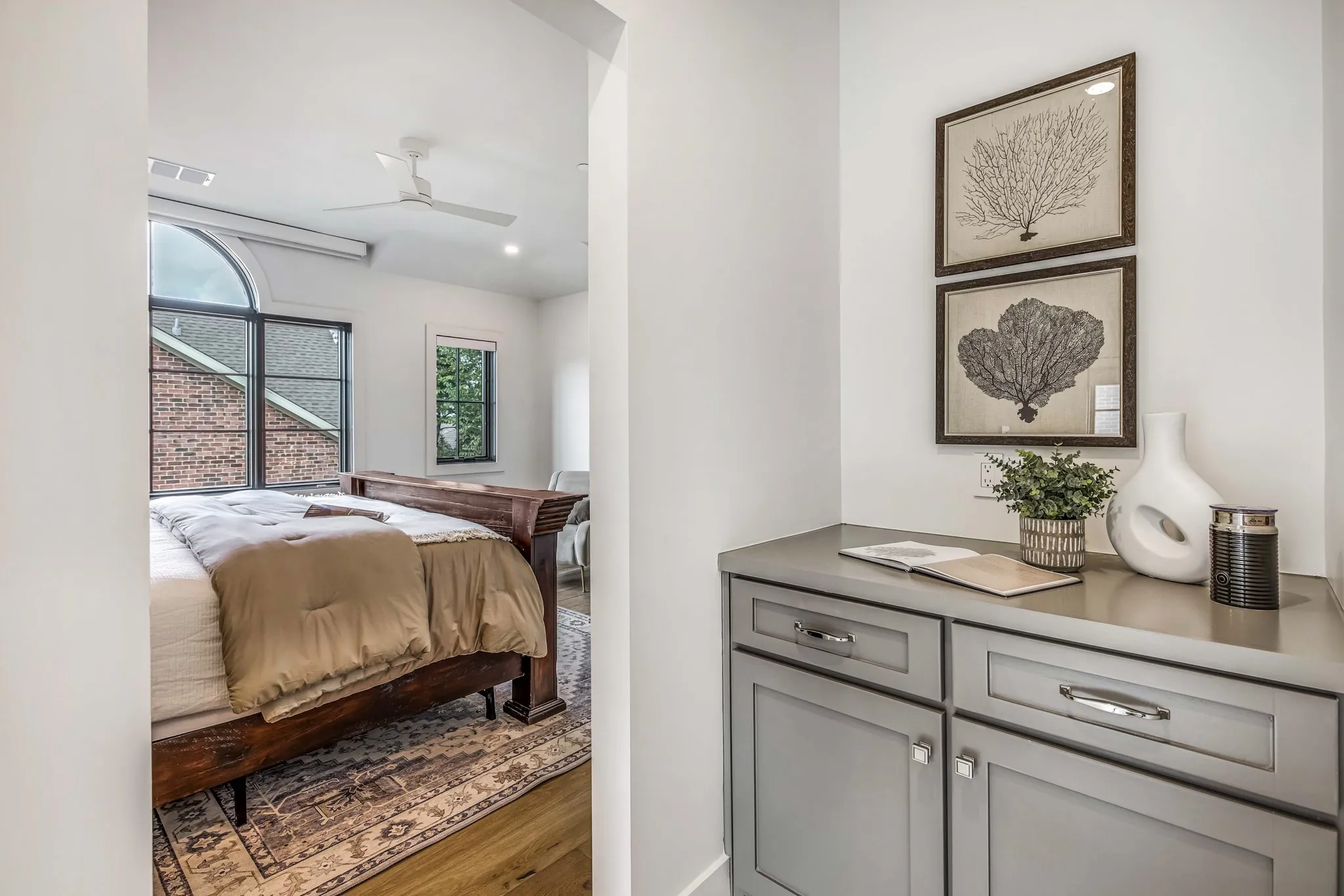 Condominium For Rent in Dallas County , 3428 Daniel Avenue 5, University Park, Texas 75205, 2 Bedroom, 2 Bathroom, 2 Garage spaces, 1,771 Sqft, built in 2023, mls#21376364, Real Estate Agent in University Park, Homes For Rent in Dallas county, Homes For Rent in University Park, Realtor in University Park Texas, Real Estate Brokerage Independent Realty Texas, Luminita Cordes Realtor