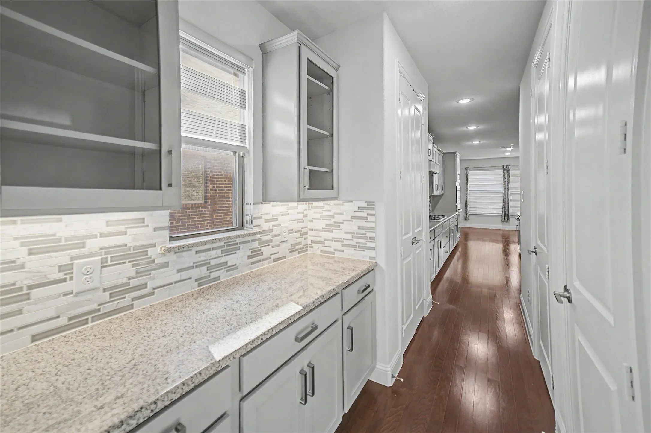 Single Family Residence For Sale in Denton County , 1457 Brent Knoll Drive, Frisco, Texas 75033, 5 Bedroom, 5 Bathroom, 2 Garage spaces, 4,262 Sqft, built in 2020, mls#21376395, Real Estate Agent in Frisco, Homes For Sale in Denton county, Homes For Sale in Frisco, Realtor in Frisco Texas, Real Estate Brokerage Independent Realty Texas, Luminita Cordes Realtor