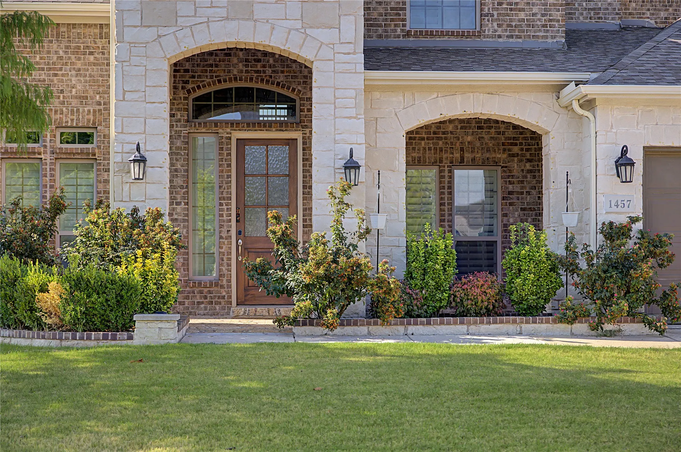 Single Family Residence For Sale in Denton County , 1457 Brent Knoll Drive, Frisco, Texas 75033, 5 Bedroom, 5 Bathroom, 2 Garage spaces, 4,262 Sqft, built in 2020, mls#21376395, Real Estate Agent in Frisco, Homes For Sale in Denton county, Homes For Sale in Frisco, Realtor in Frisco Texas, Real Estate Brokerage Independent Realty Texas, Luminita Cordes Realtor