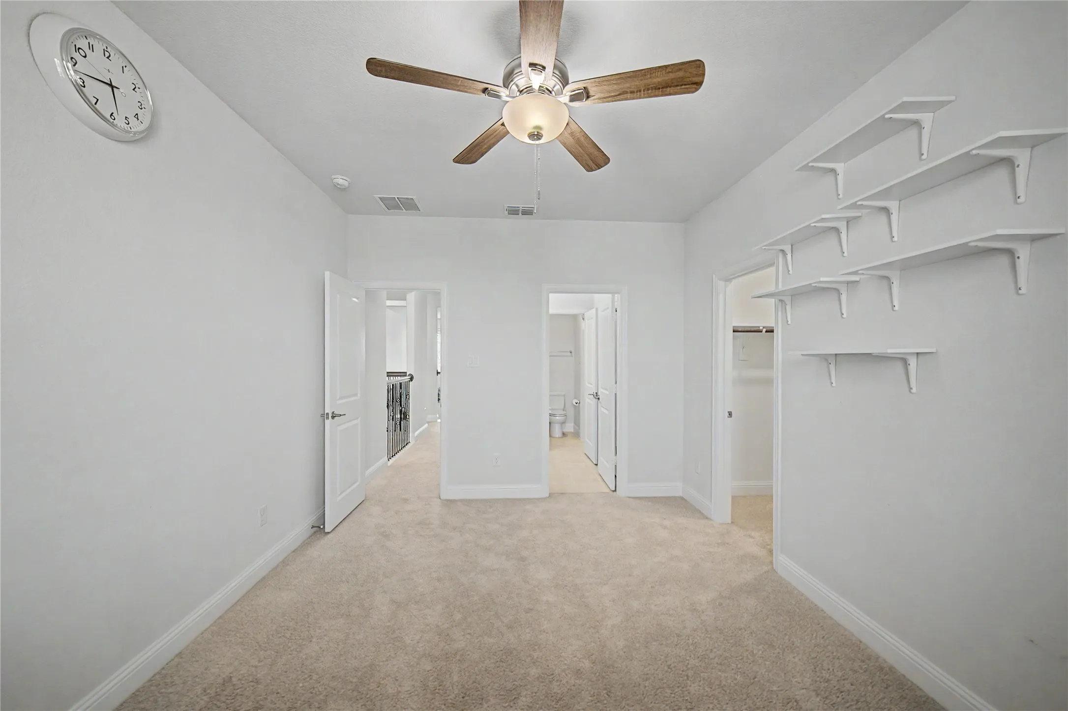 Single Family Residence For Sale in Denton County , 1457 Brent Knoll Drive, Frisco, Texas 75033, 5 Bedroom, 5 Bathroom, 2 Garage spaces, 4,262 Sqft, built in 2020, mls#21376395, Real Estate Agent in Frisco, Homes For Sale in Denton county, Homes For Sale in Frisco, Realtor in Frisco Texas, Real Estate Brokerage Independent Realty Texas, Luminita Cordes Realtor