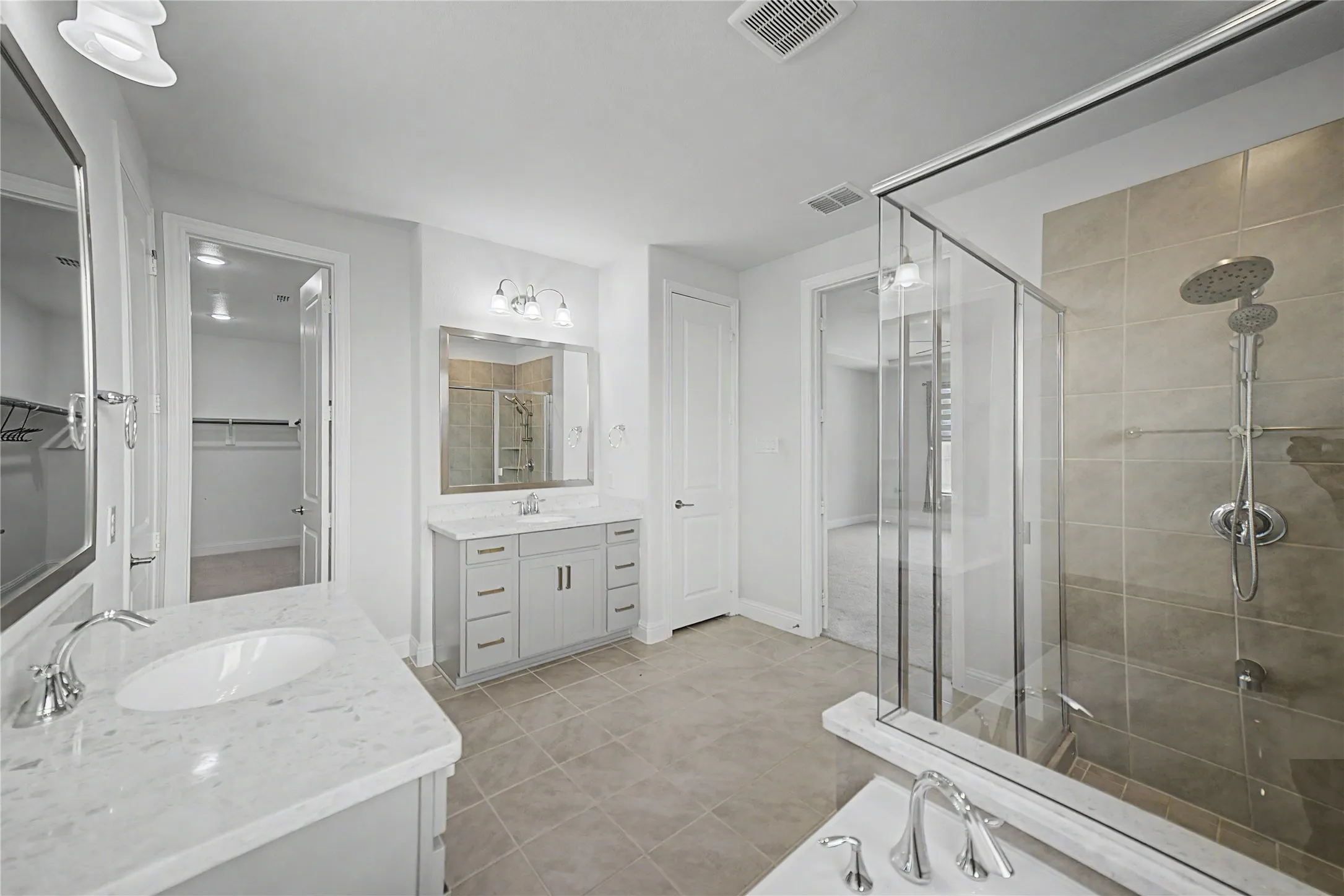 Single Family Residence For Sale in Denton County , 1457 Brent Knoll Drive, Frisco, Texas 75033, 5 Bedroom, 5 Bathroom, 2 Garage spaces, 4,262 Sqft, built in 2020, mls#21376395, Real Estate Agent in Frisco, Homes For Sale in Denton county, Homes For Sale in Frisco, Realtor in Frisco Texas, Real Estate Brokerage Independent Realty Texas, Luminita Cordes Realtor