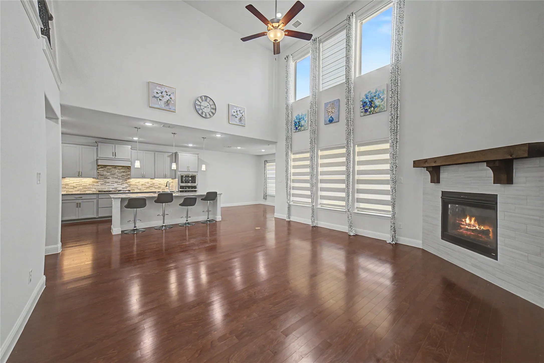 Single Family Residence For Sale in Denton County , 1457 Brent Knoll Drive, Frisco, Texas 75033, 5 Bedroom, 5 Bathroom, 2 Garage spaces, 4,262 Sqft, built in 2020, mls#21376395, Real Estate Agent in Frisco, Homes For Sale in Denton county, Homes For Sale in Frisco, Realtor in Frisco Texas, Real Estate Brokerage Independent Realty Texas, Luminita Cordes Realtor