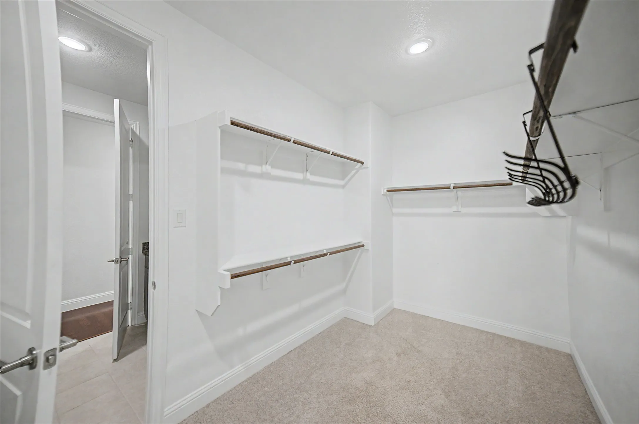 Single Family Residence For Sale in Denton County , 1457 Brent Knoll Drive, Frisco, Texas 75033, 5 Bedroom, 5 Bathroom, 2 Garage spaces, 4,262 Sqft, built in 2020, mls#21376395, Real Estate Agent in Frisco, Homes For Sale in Denton county, Homes For Sale in Frisco, Realtor in Frisco Texas, Real Estate Brokerage Independent Realty Texas, Luminita Cordes Realtor