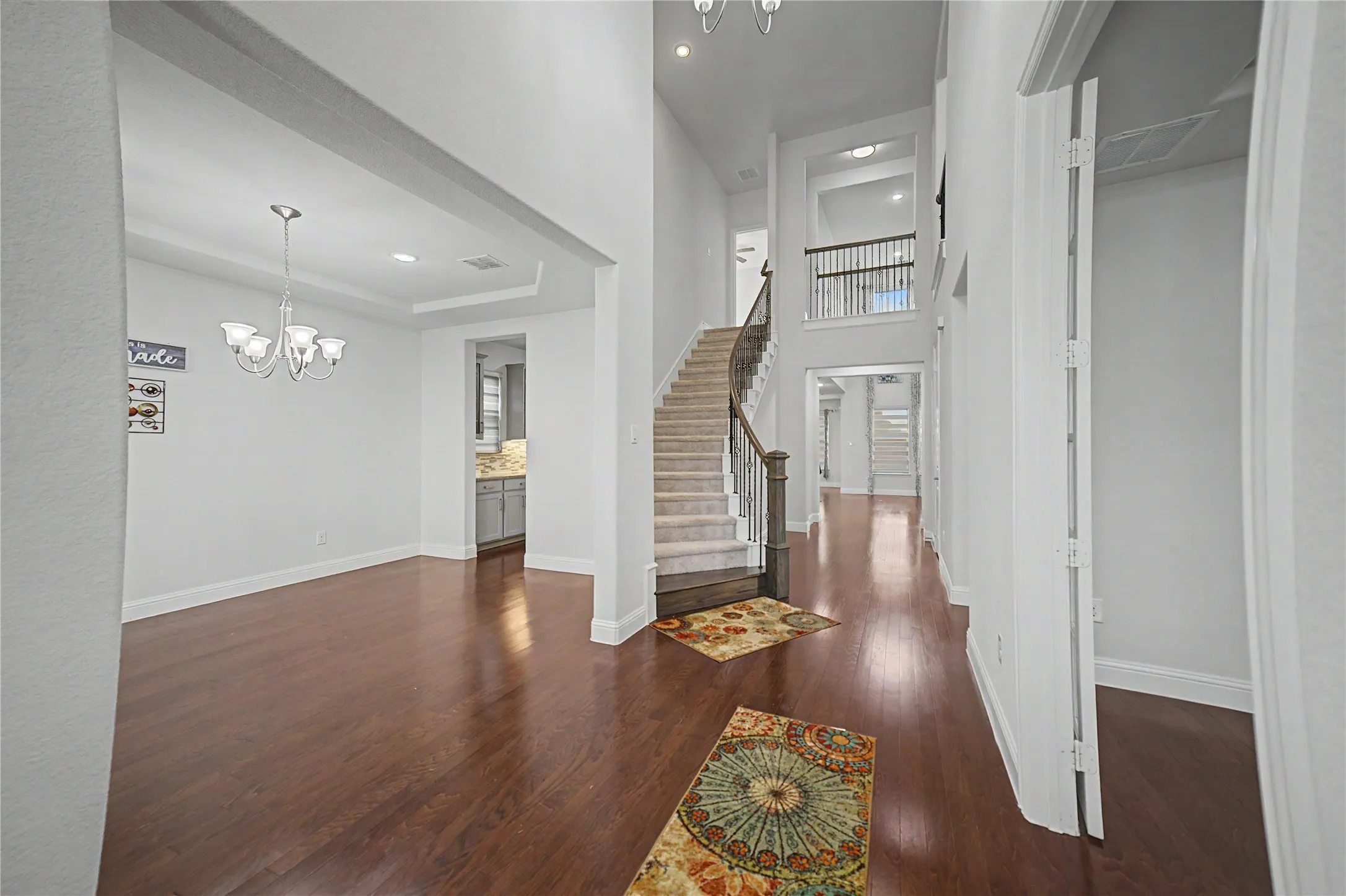 Single Family Residence For Sale in Denton County , 1457 Brent Knoll Drive, Frisco, Texas 75033, 5 Bedroom, 5 Bathroom, 2 Garage spaces, 4,262 Sqft, built in 2020, mls#21376395, Real Estate Agent in Frisco, Homes For Sale in Denton county, Homes For Sale in Frisco, Realtor in Frisco Texas, Real Estate Brokerage Independent Realty Texas, Luminita Cordes Realtor