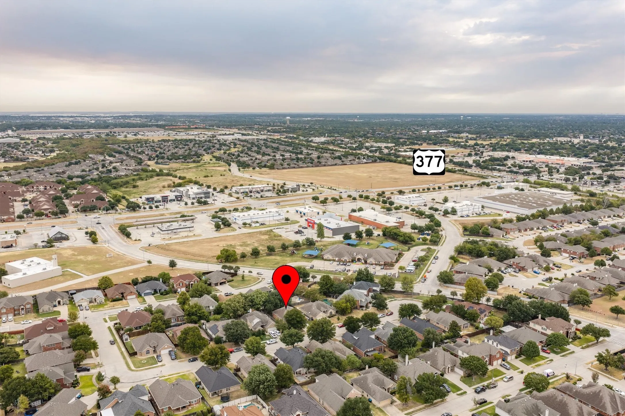 Single Family Residence For Sale in Tarrant County , 5541 Flynn Court, Fort Worth, Texas 76137, 3 Bedroom, 2 Bathroom, 2 Garage spaces, 1,853 Sqft, built in 2000, mls#21367652, Real Estate Agent in Fort Worth, Homes For Sale in Tarrant county, Homes For Sale in Fort Worth, Realtor in Fort Worth Texas, Real Estate Brokerage Independent Realty Texas, Luminita Cordes Realtor