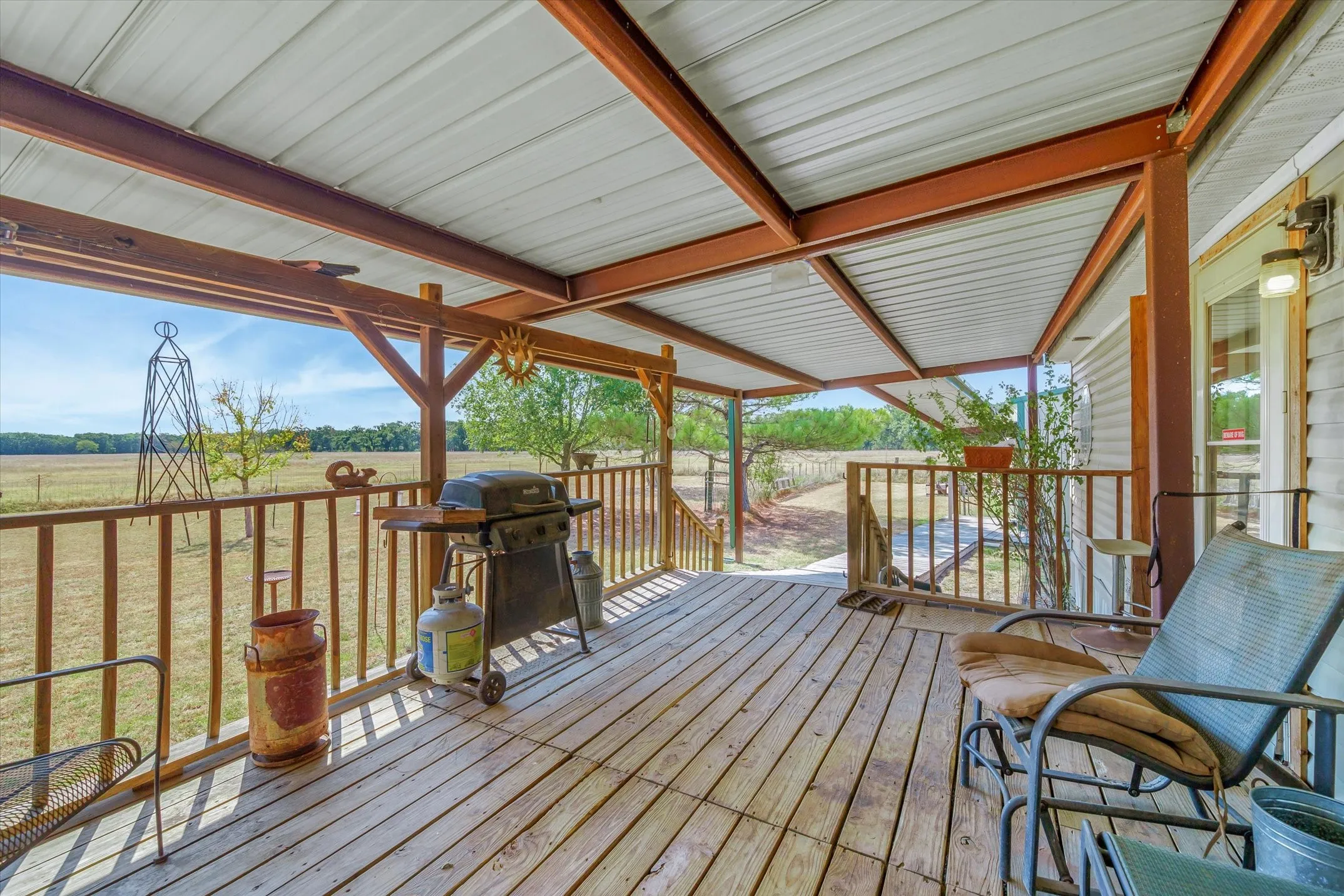 Mobile Home For Sale in Kaufman County , 3850 County Road 120, Wills Point, Texas 75169, 4 Bedroom, 2 Bathroom, 3 Garage spaces, 1,848 Sqft, built in 1998, mls#21369094, Real Estate Agent in Wills Point, Homes For Sale in Kaufman county, Homes For Sale in Wills Point, Realtor in Wills Point Texas, Real Estate Brokerage Independent Realty Texas, Luminita Cordes Realtor