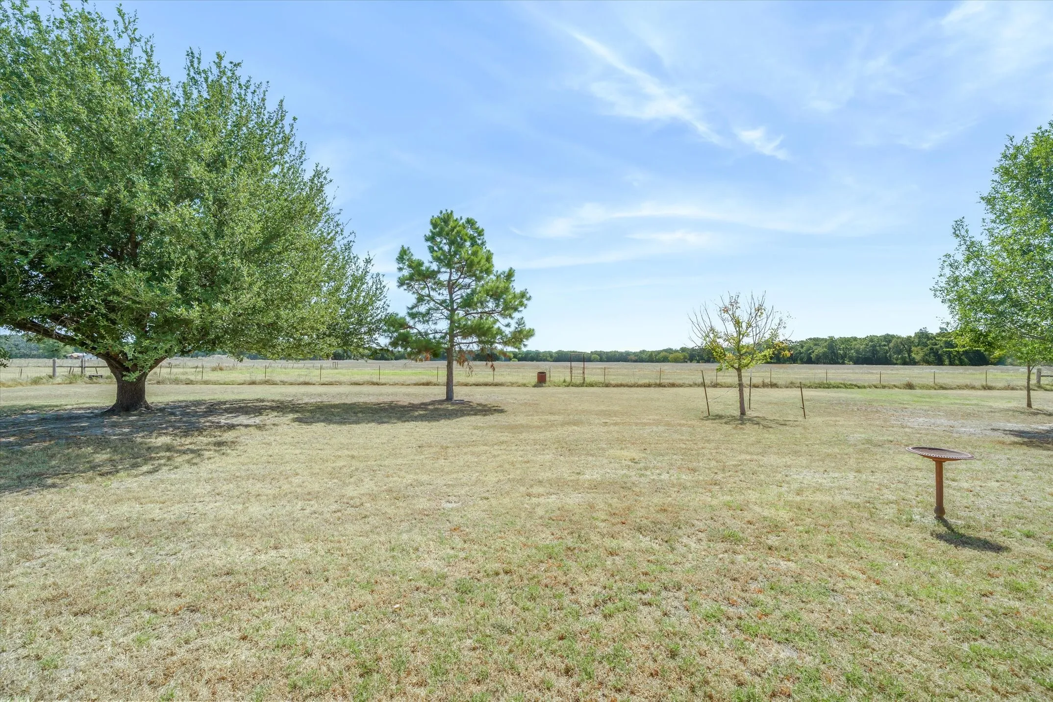 Mobile Home For Sale in Kaufman County , 3850 County Road 120, Wills Point, Texas 75169, 4 Bedroom, 2 Bathroom, 3 Garage spaces, 1,848 Sqft, built in 1998, mls#21369094, Real Estate Agent in Wills Point, Homes For Sale in Kaufman county, Homes For Sale in Wills Point, Realtor in Wills Point Texas, Real Estate Brokerage Independent Realty Texas, Luminita Cordes Realtor