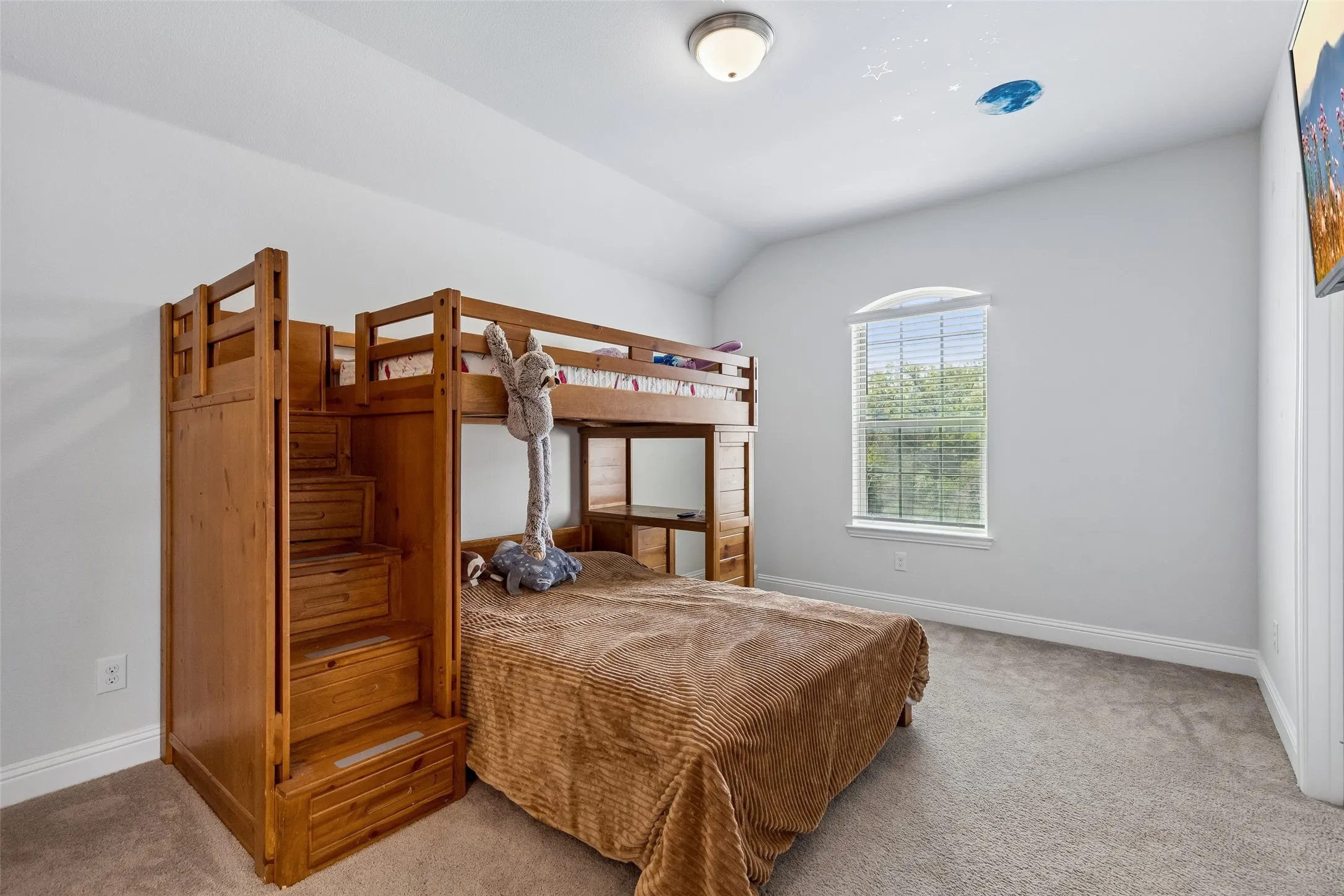 Single Family Residence For Sale in Tarrant County , 1304 Mountain View Lane, Kennedale, Texas 76060, 4 Bedroom, 4 Bathroom, 2 Garage spaces, 3,344 Sqft, built in 2018, mls#21376285, Real Estate Agent in Kennedale, Homes For Sale in Tarrant county, Homes For Sale in Kennedale, Realtor in Kennedale Texas, Real Estate Brokerage Independent Realty Texas, Luminita Cordes Realtor